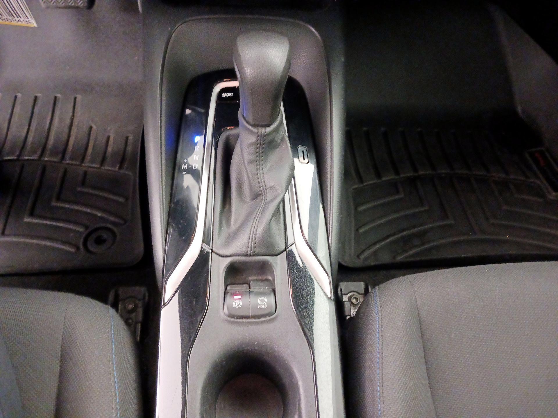 Thumbnail: 2021 Toyota Corolla - 17