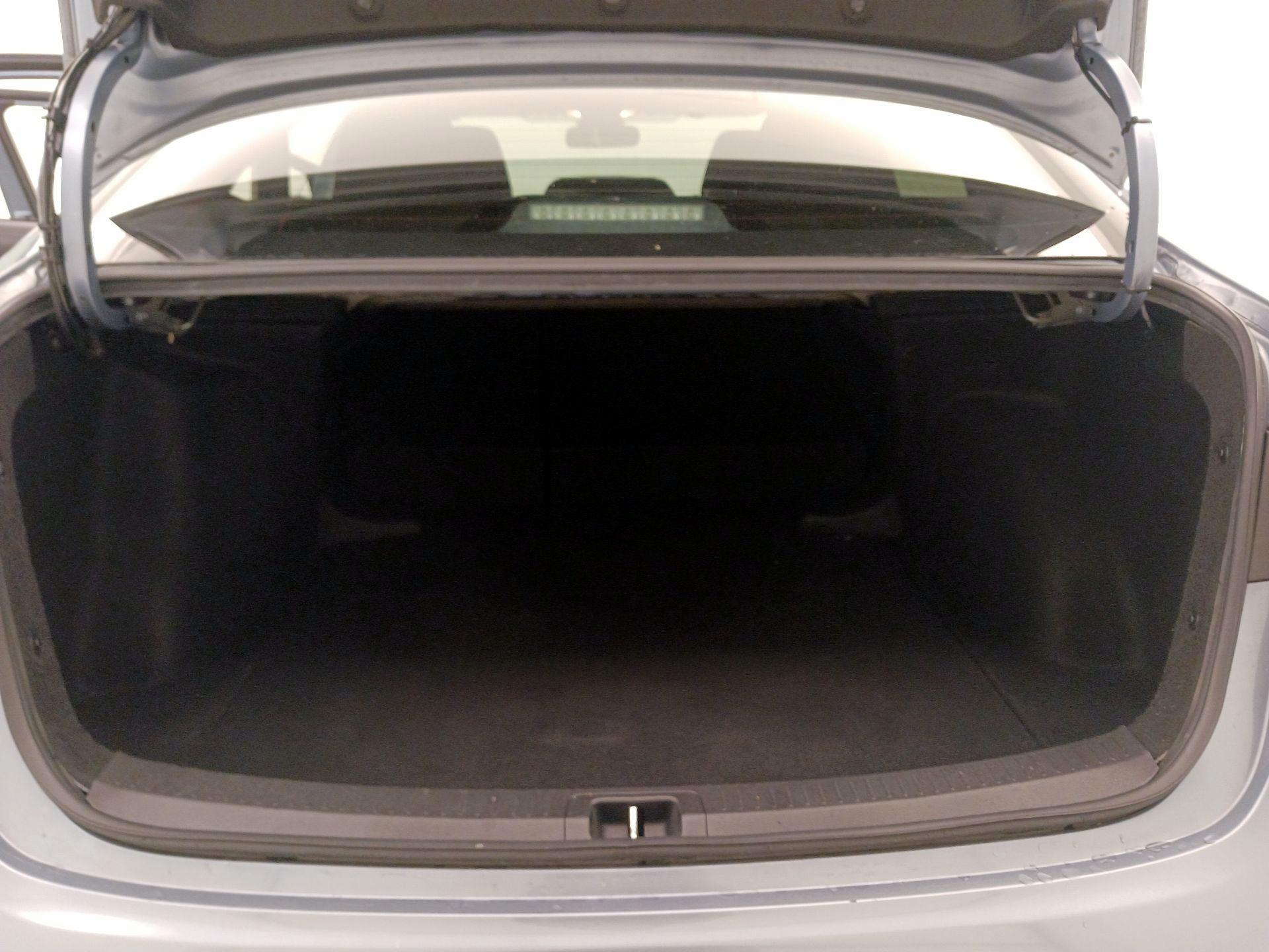 Thumbnail: 2021 Toyota Corolla - 20