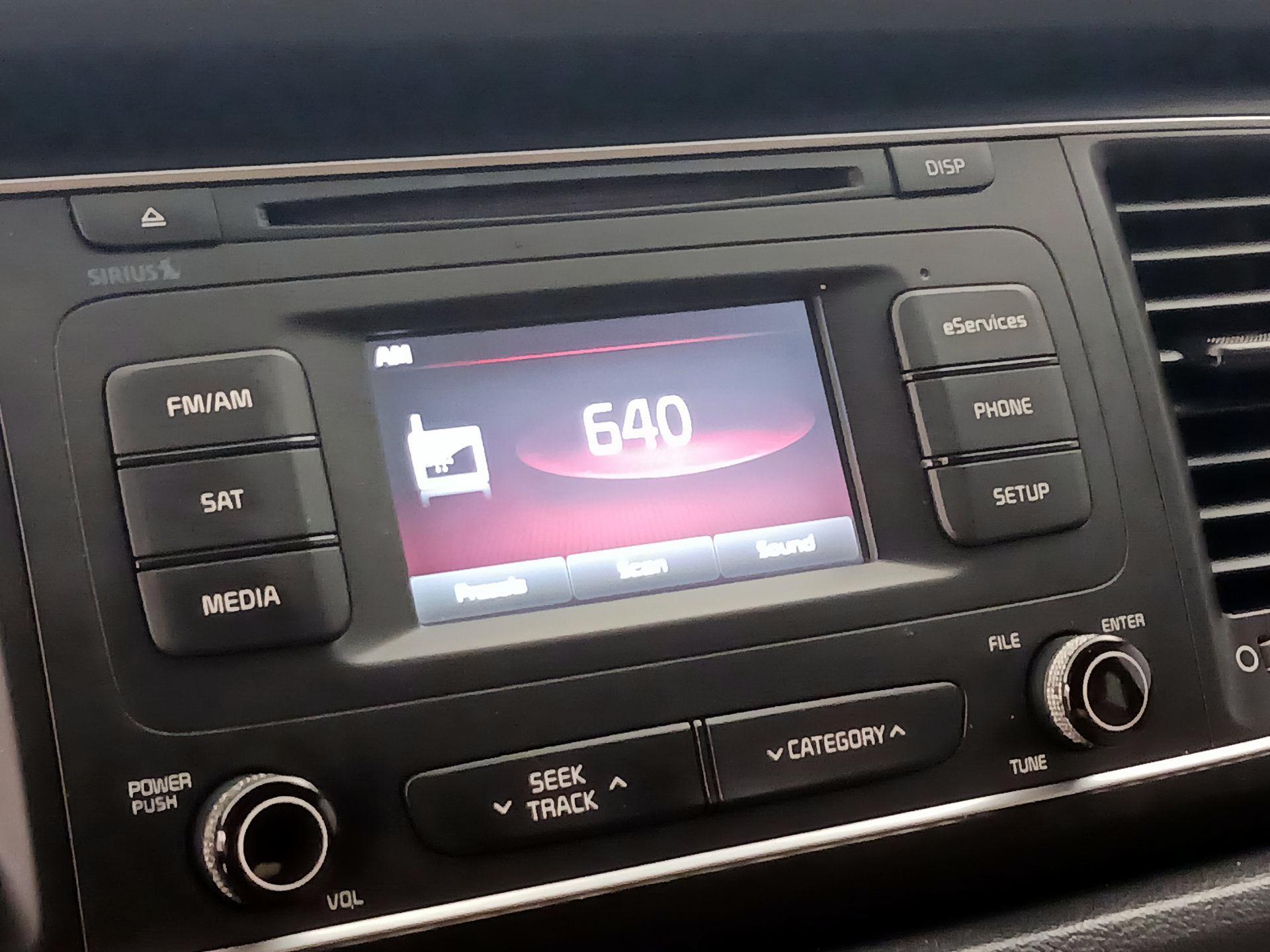 Thumbnail: 2015 Kia Sedona - 15