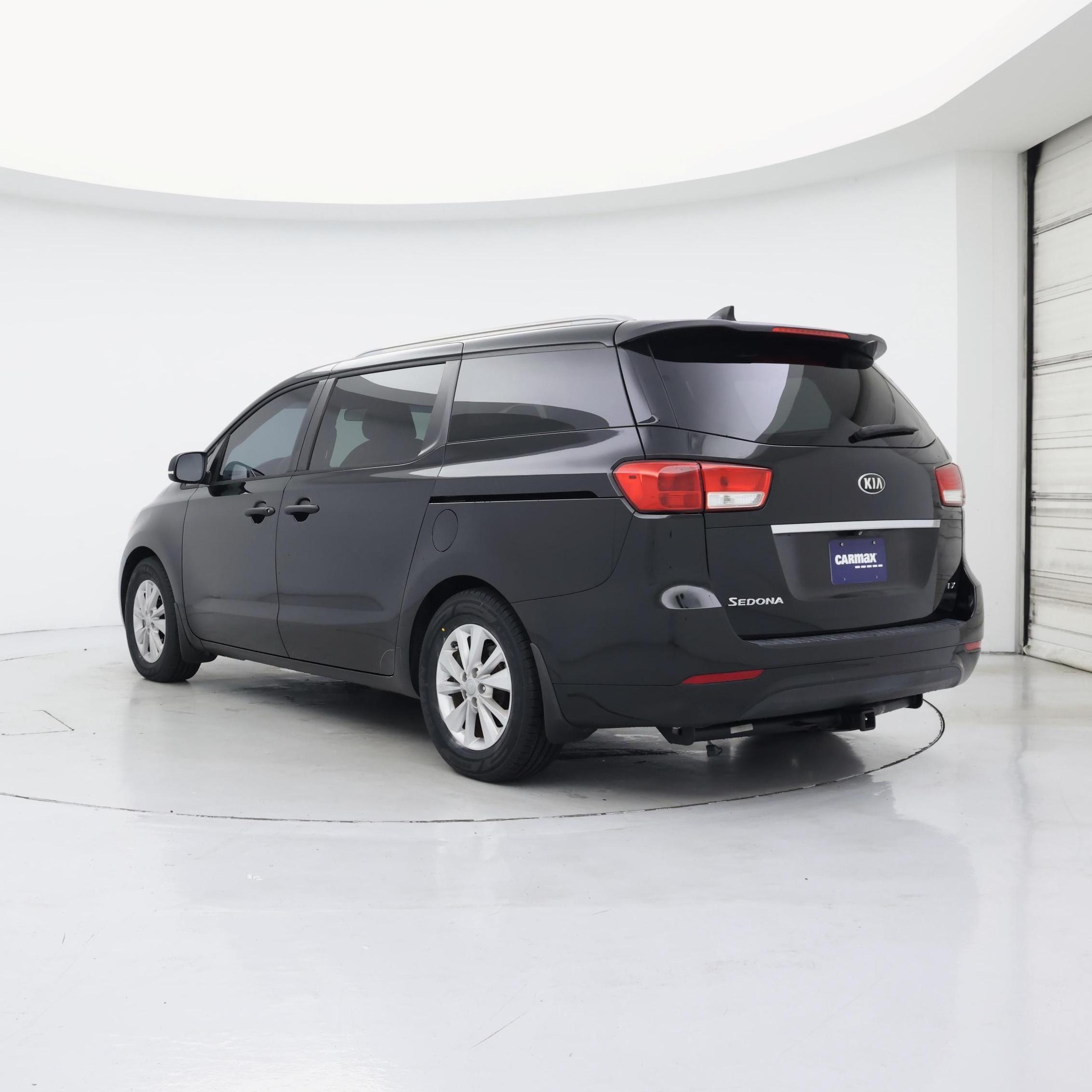 Thumbnail: 2015 Kia Sedona - 2