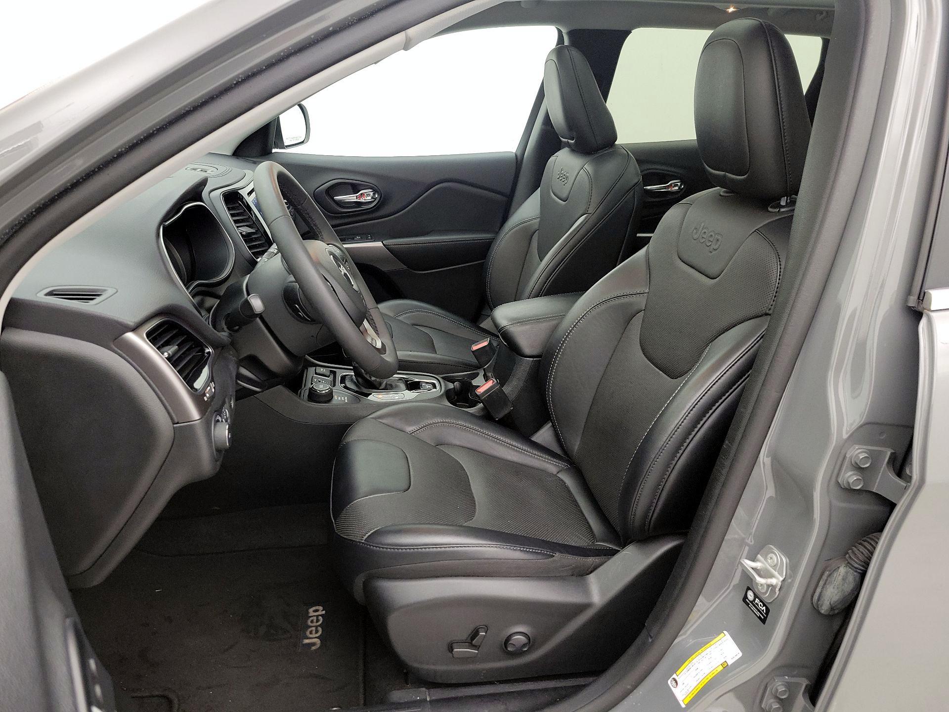 Thumbnail: 2022 Jeep Cherokee - 11