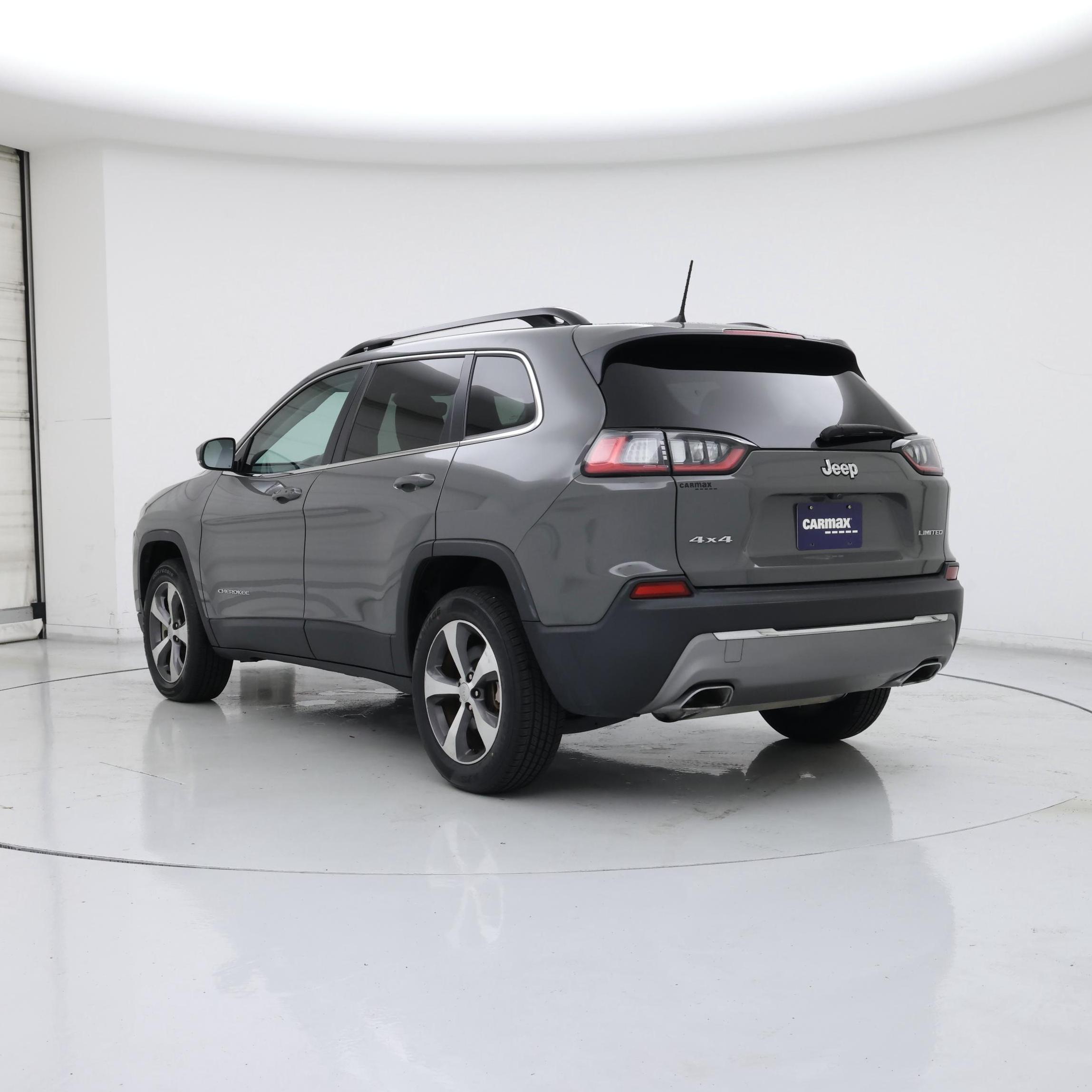 Thumbnail: 2022 Jeep Cherokee - 2