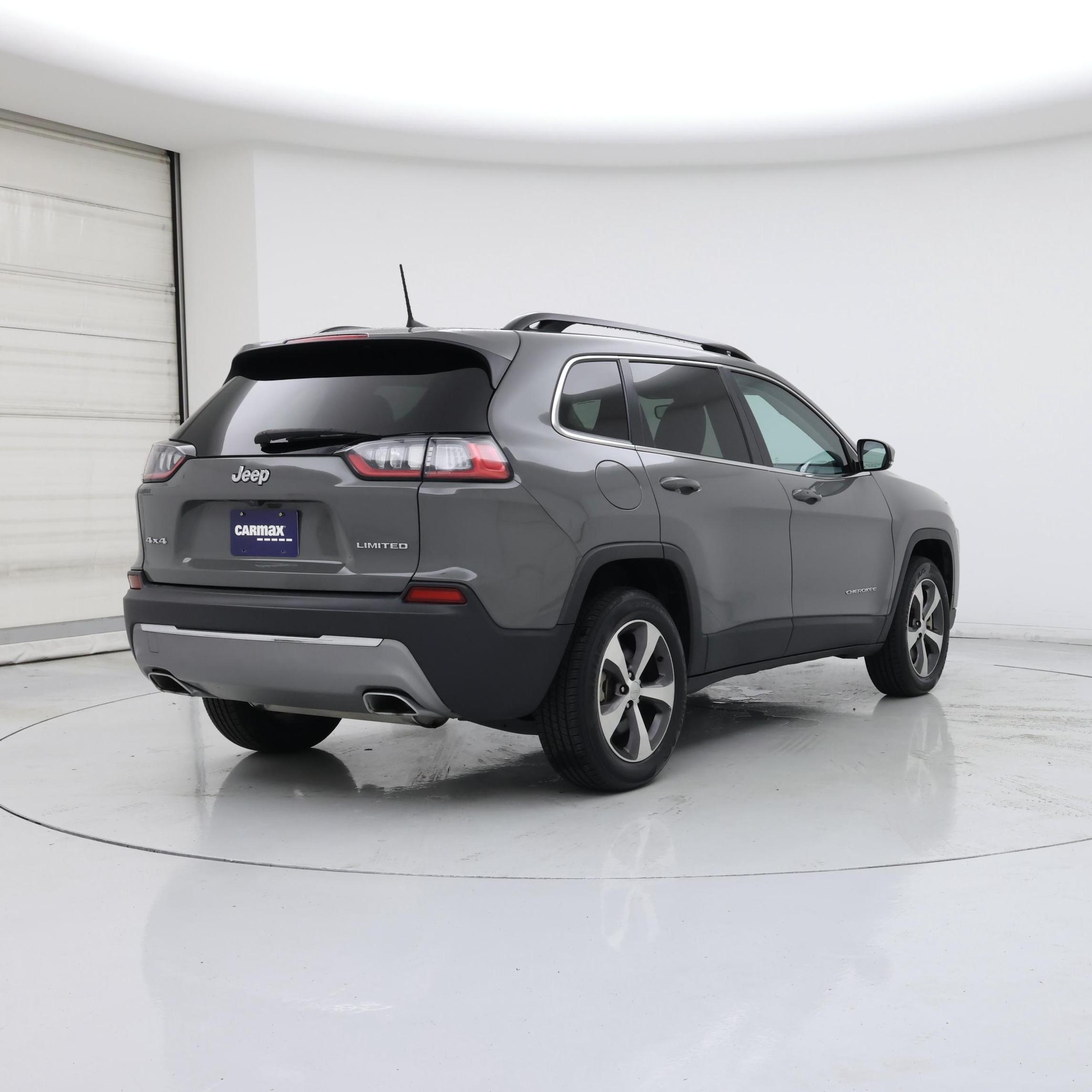 Thumbnail: 2022 Jeep Cherokee - 8