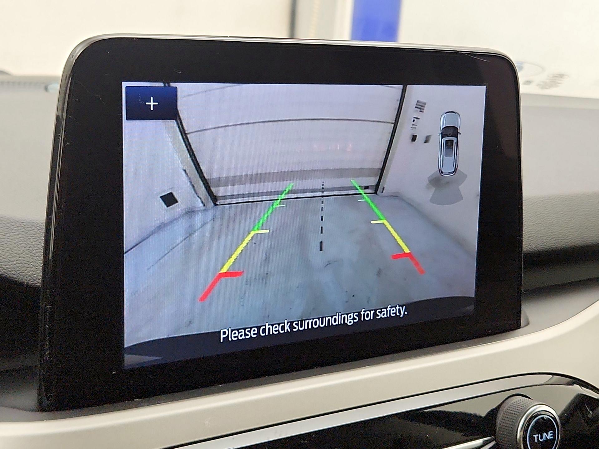 Thumbnail: 2021 Ford Escape - 15