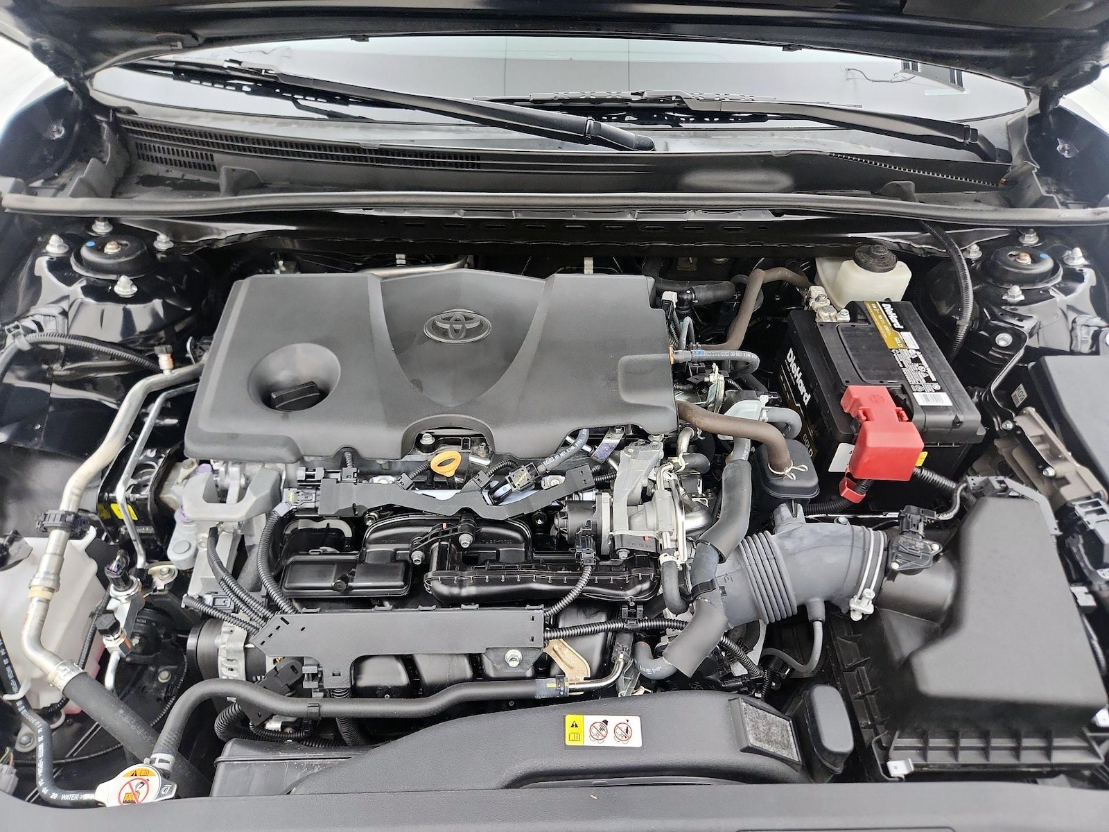 2020 Toyota Camry SE - Photo 22