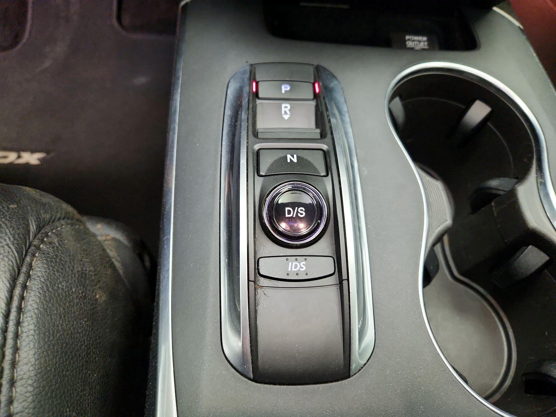 Thumbnail: 2016 Acura MDX - 18