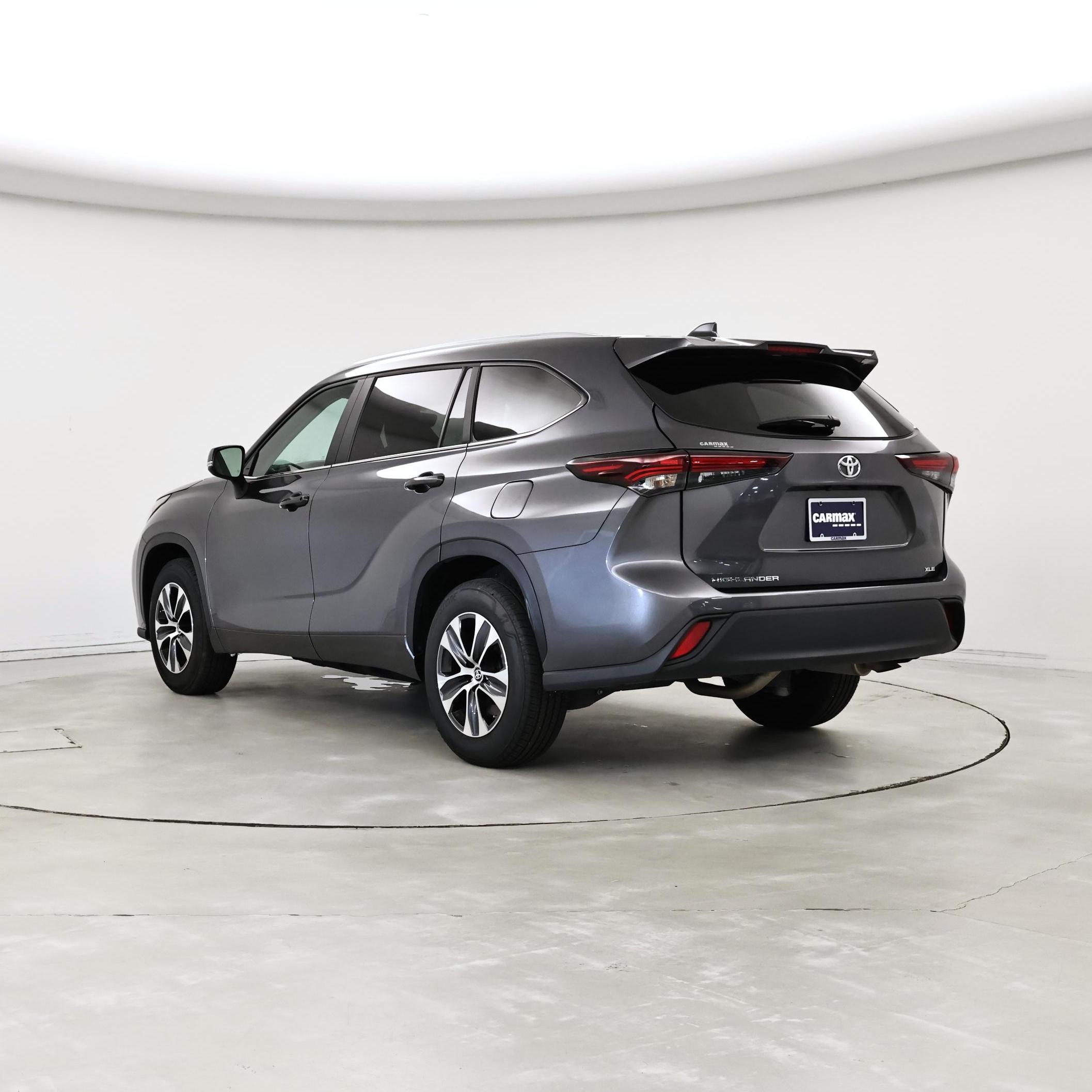 Thumbnail: 2024 Toyota Highlander - 2
