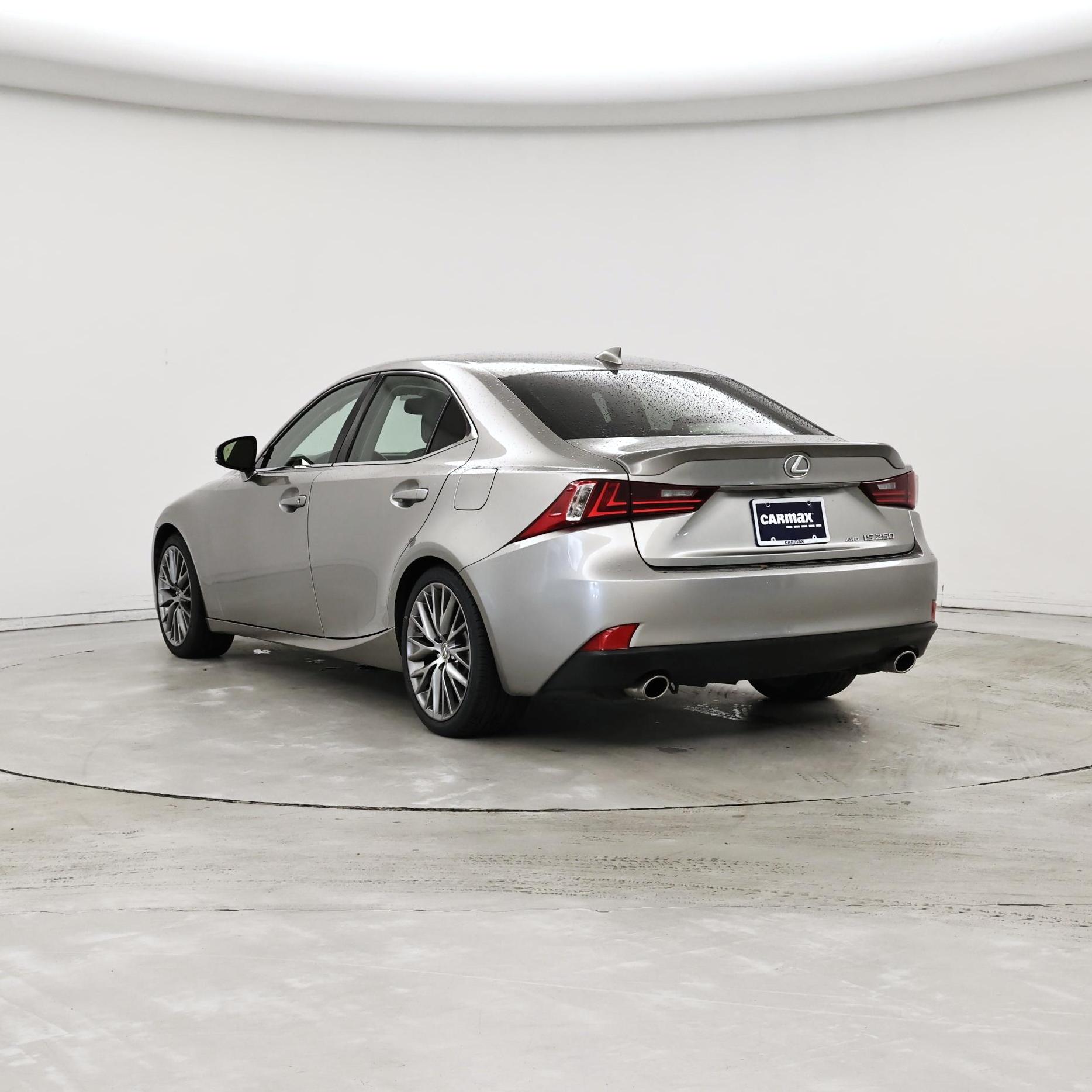 Thumbnail: 2015 Lexus IS - 2