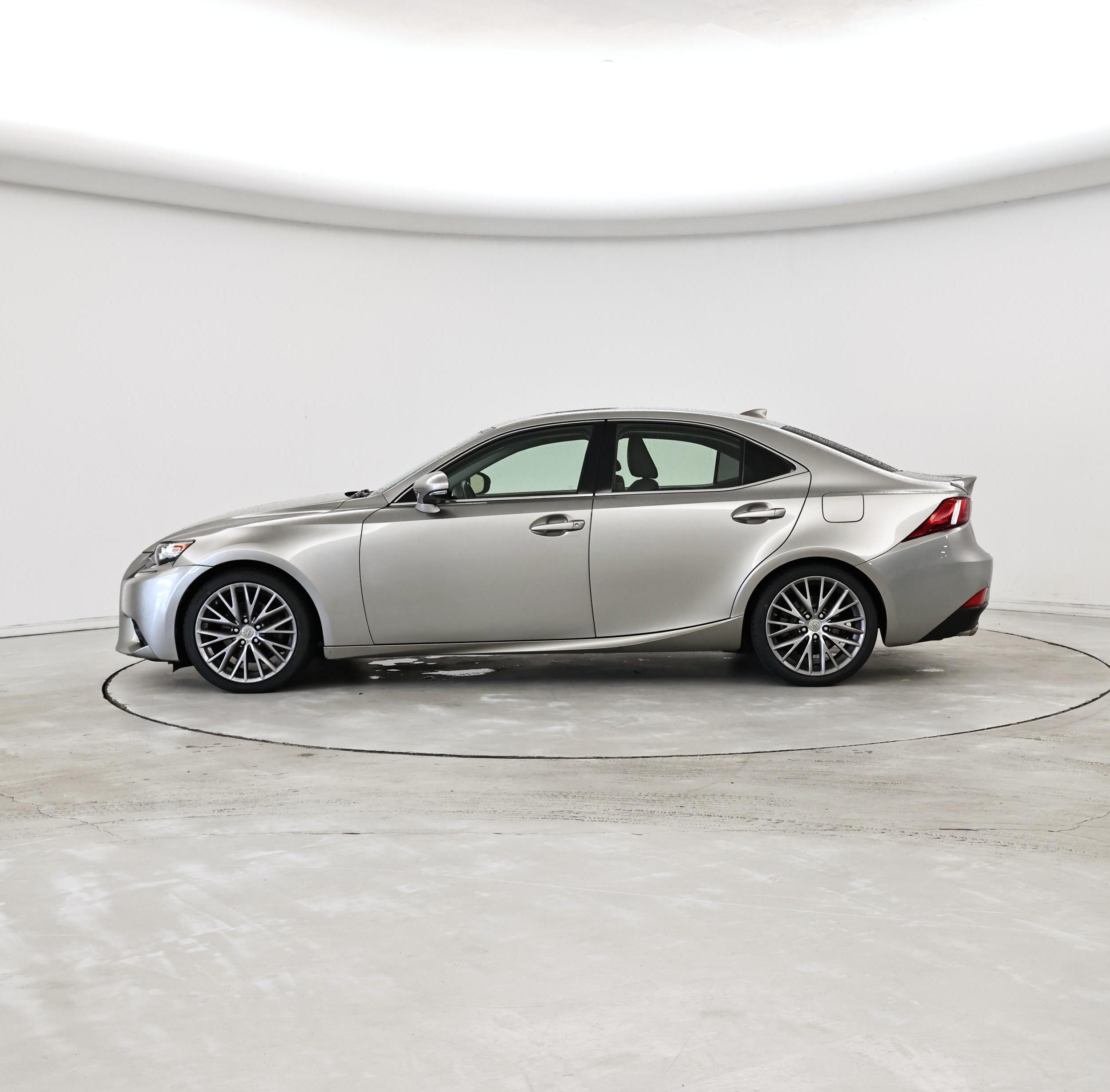 Thumbnail: 2015 Lexus IS - 3