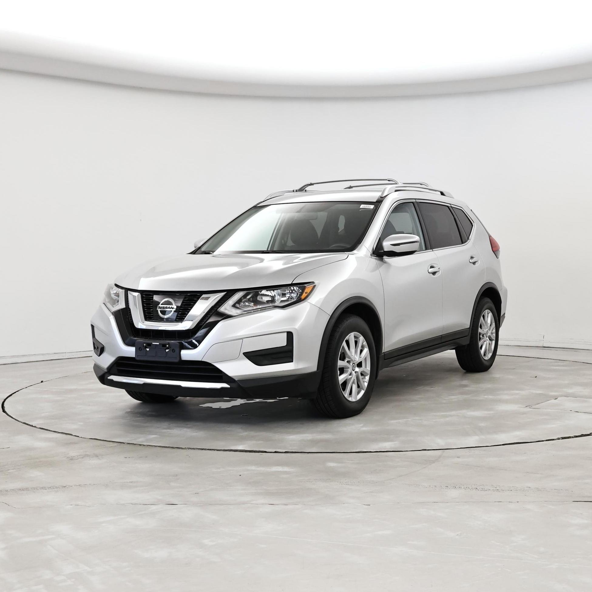 Thumbnail: 2017 Nissan Rogue - 4