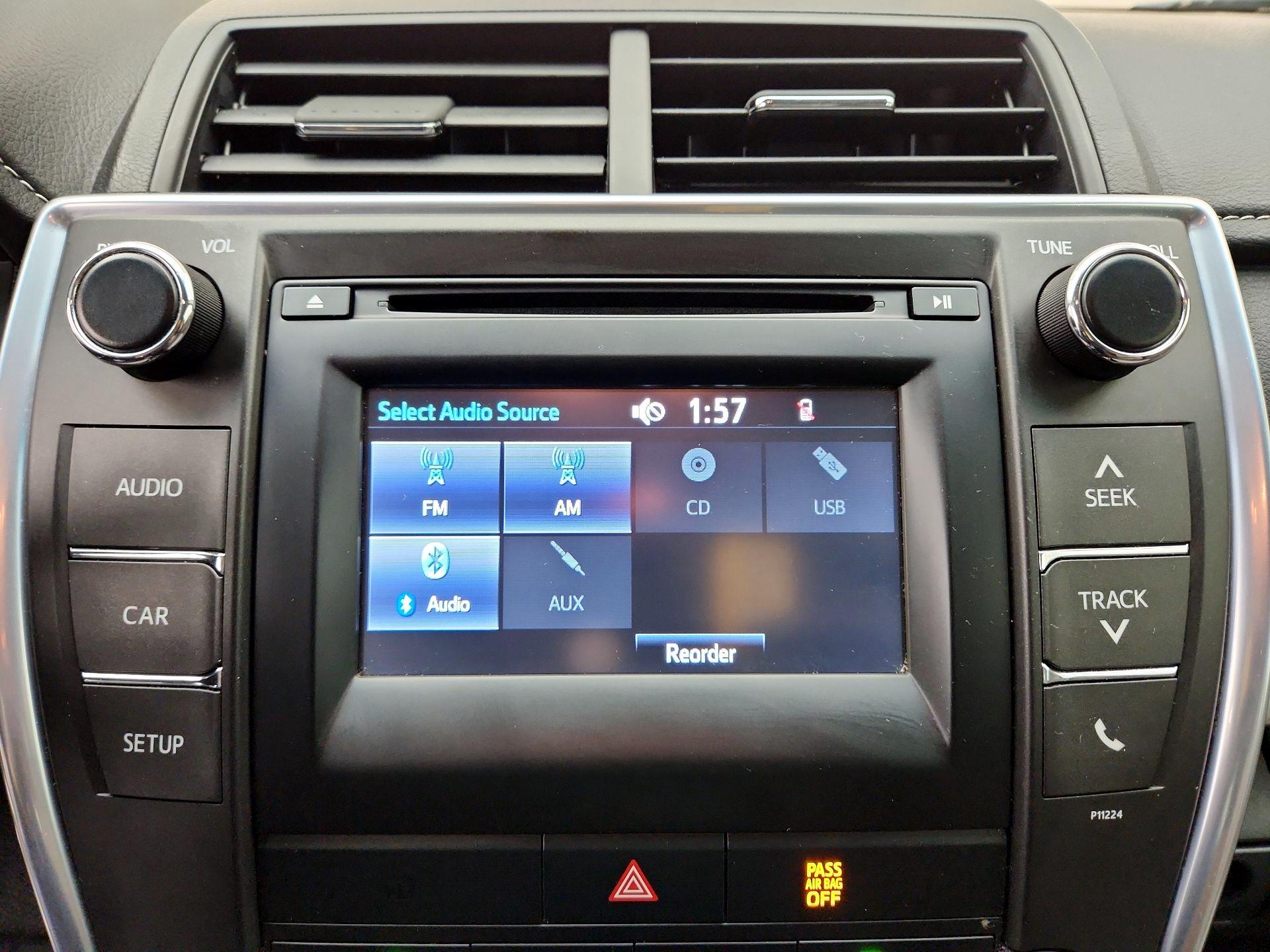Thumbnail: 2016 Toyota Camry - 15