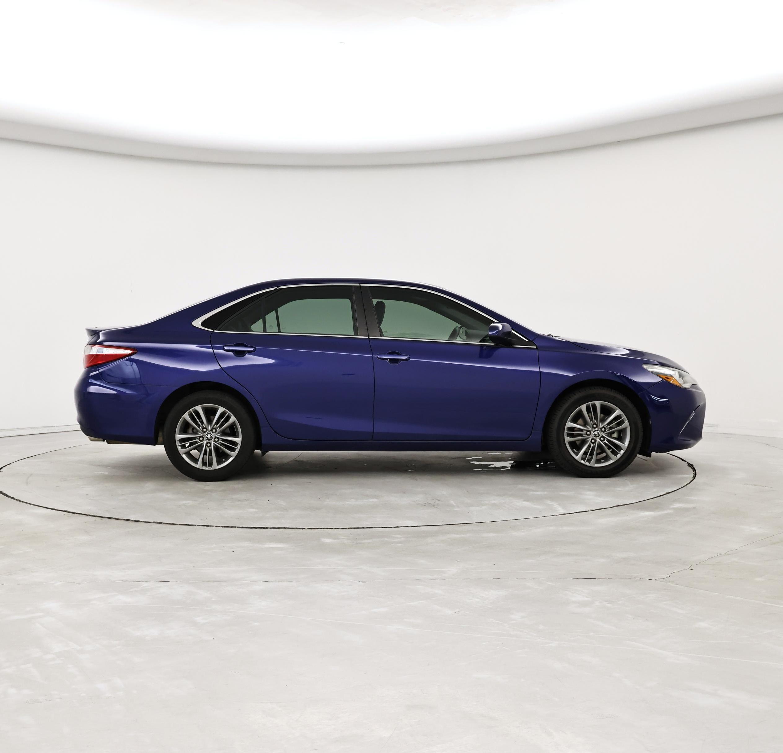 Thumbnail: 2016 Toyota Camry - 7