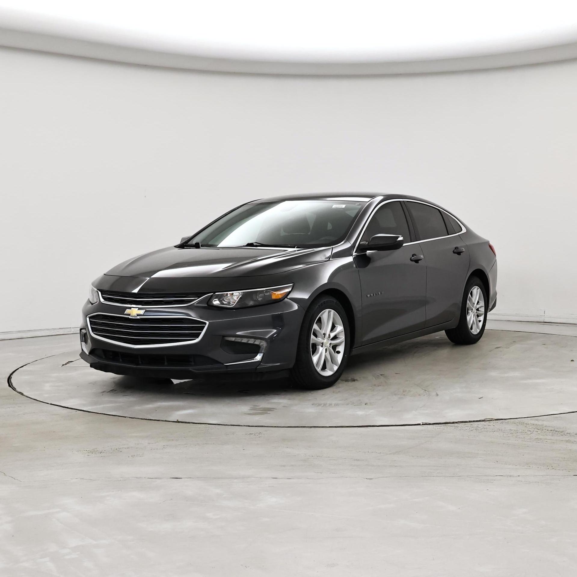 Thumbnail: 2018 Chevrolet Malibu - 4