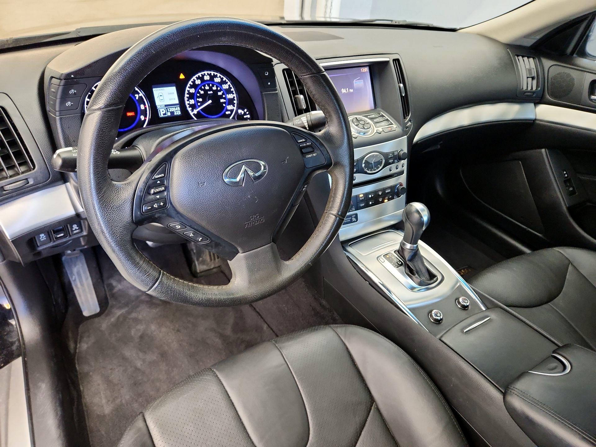 Thumbnail: 2014 INFINITI Q60 - 9