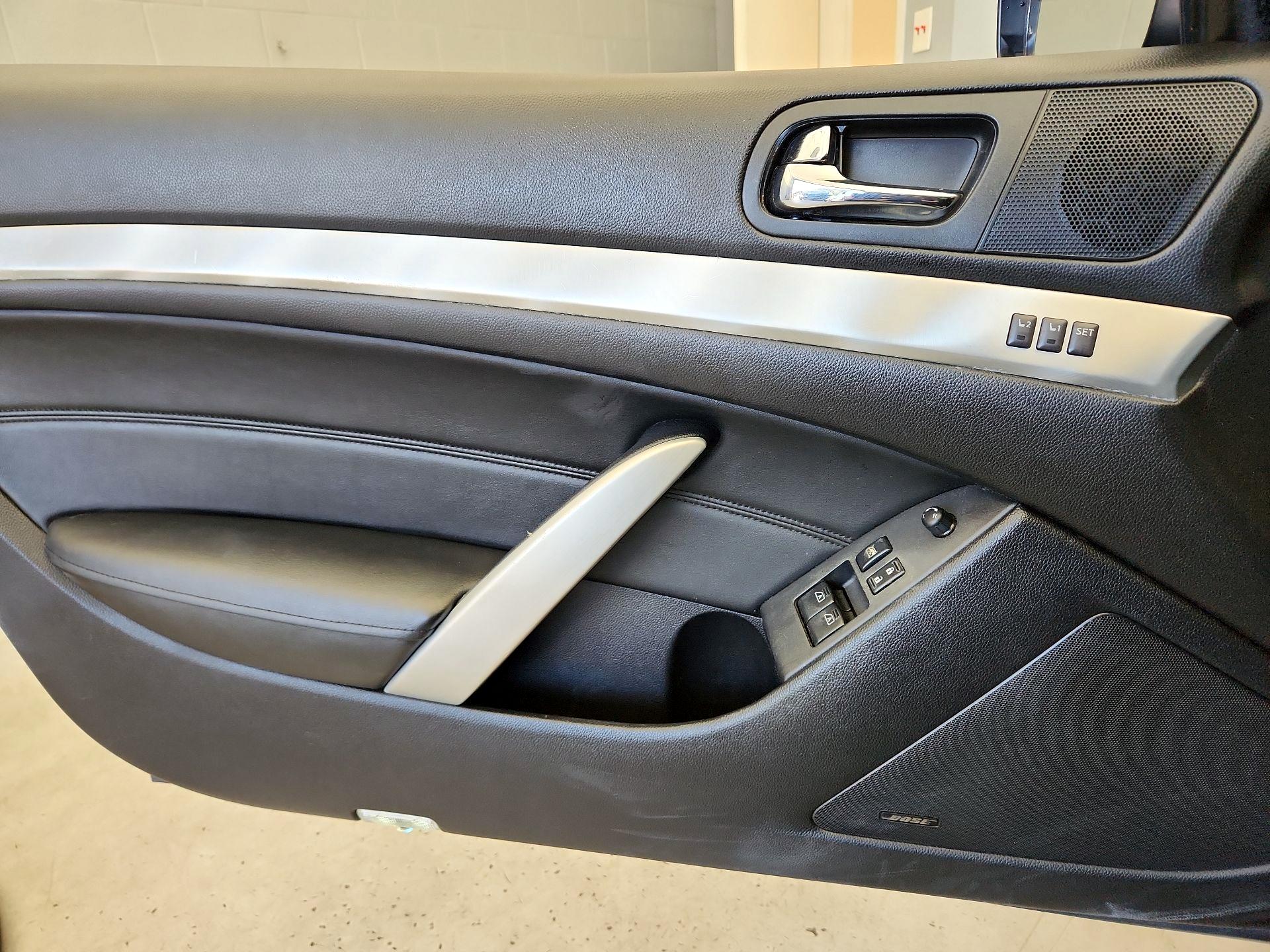 Thumbnail: 2014 INFINITI Q60 - 12
