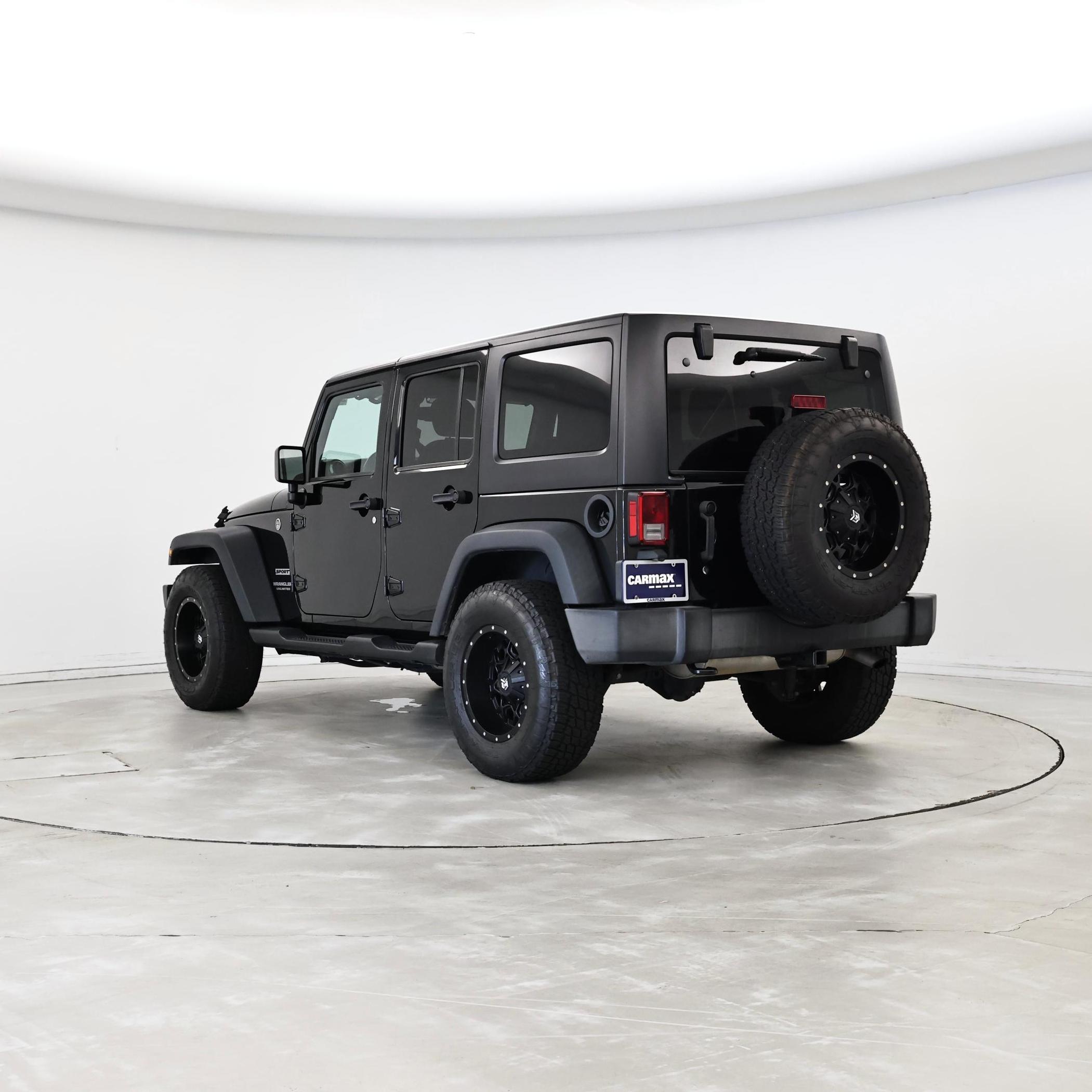 Thumbnail: 2016 Jeep Wrangler - 2