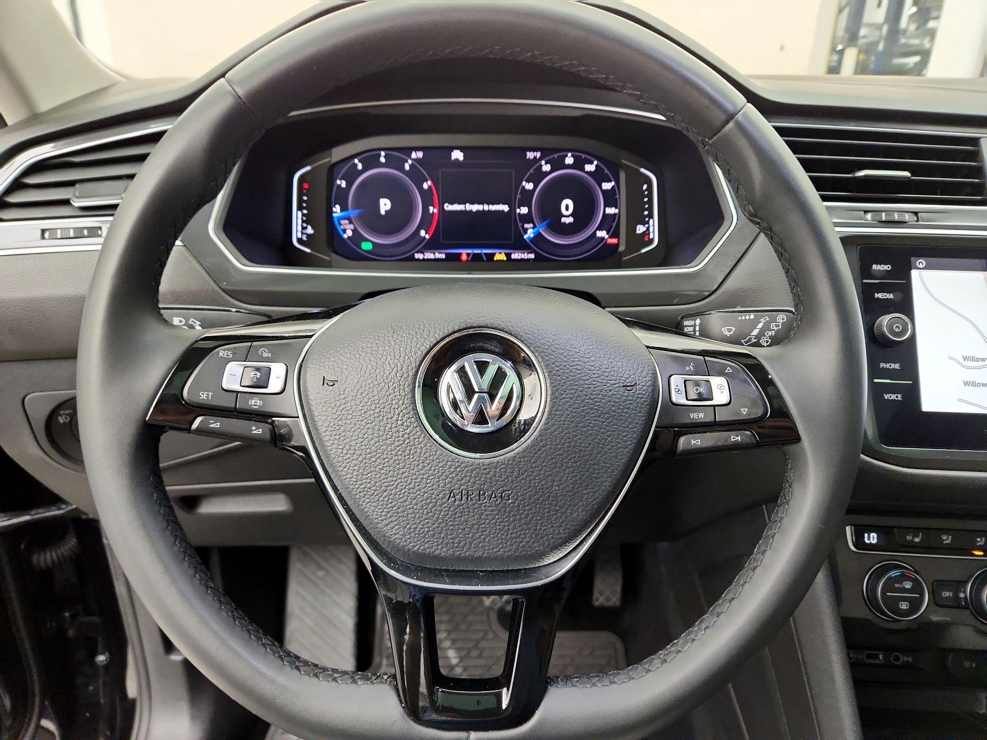 Thumbnail: 2020 Volkswagen Tiguan - 10