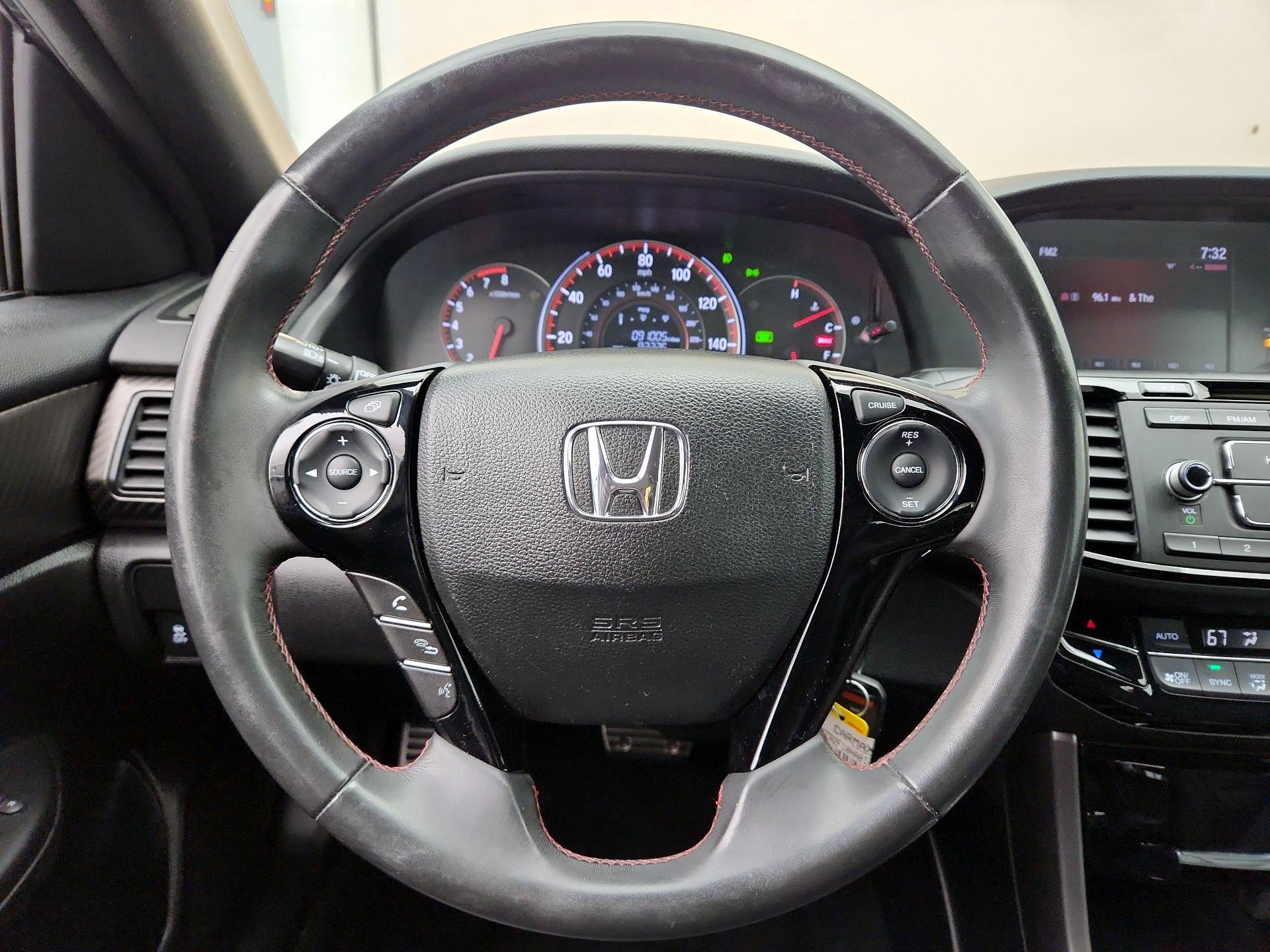 Thumbnail: 2017 Honda Accord - 10