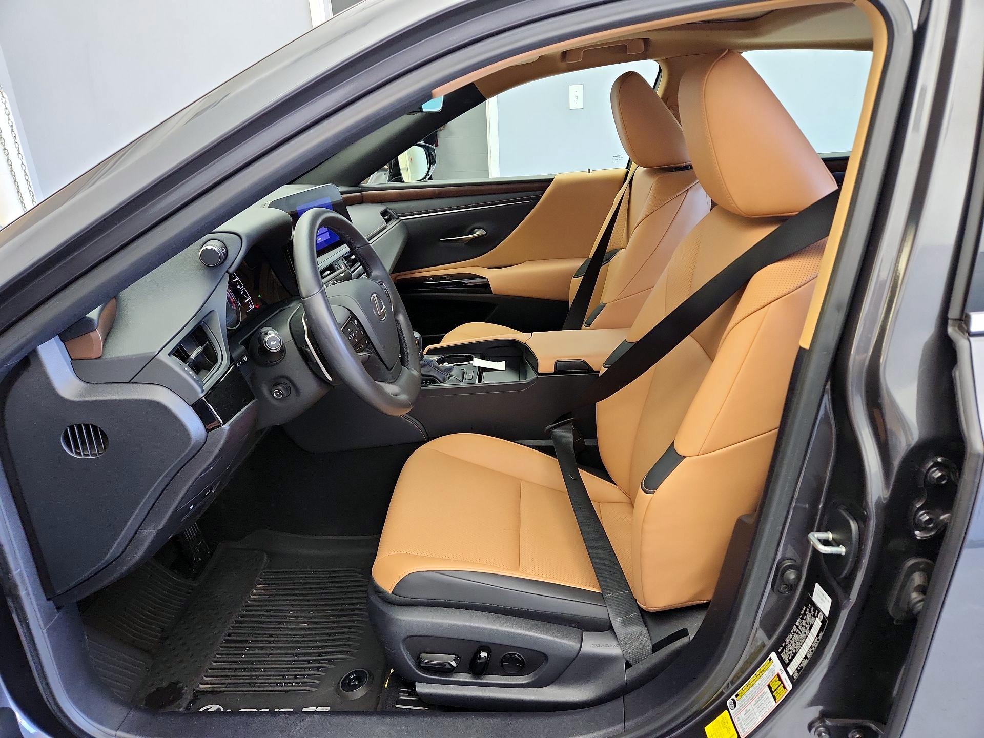 Thumbnail: 2024 Lexus ES - 11