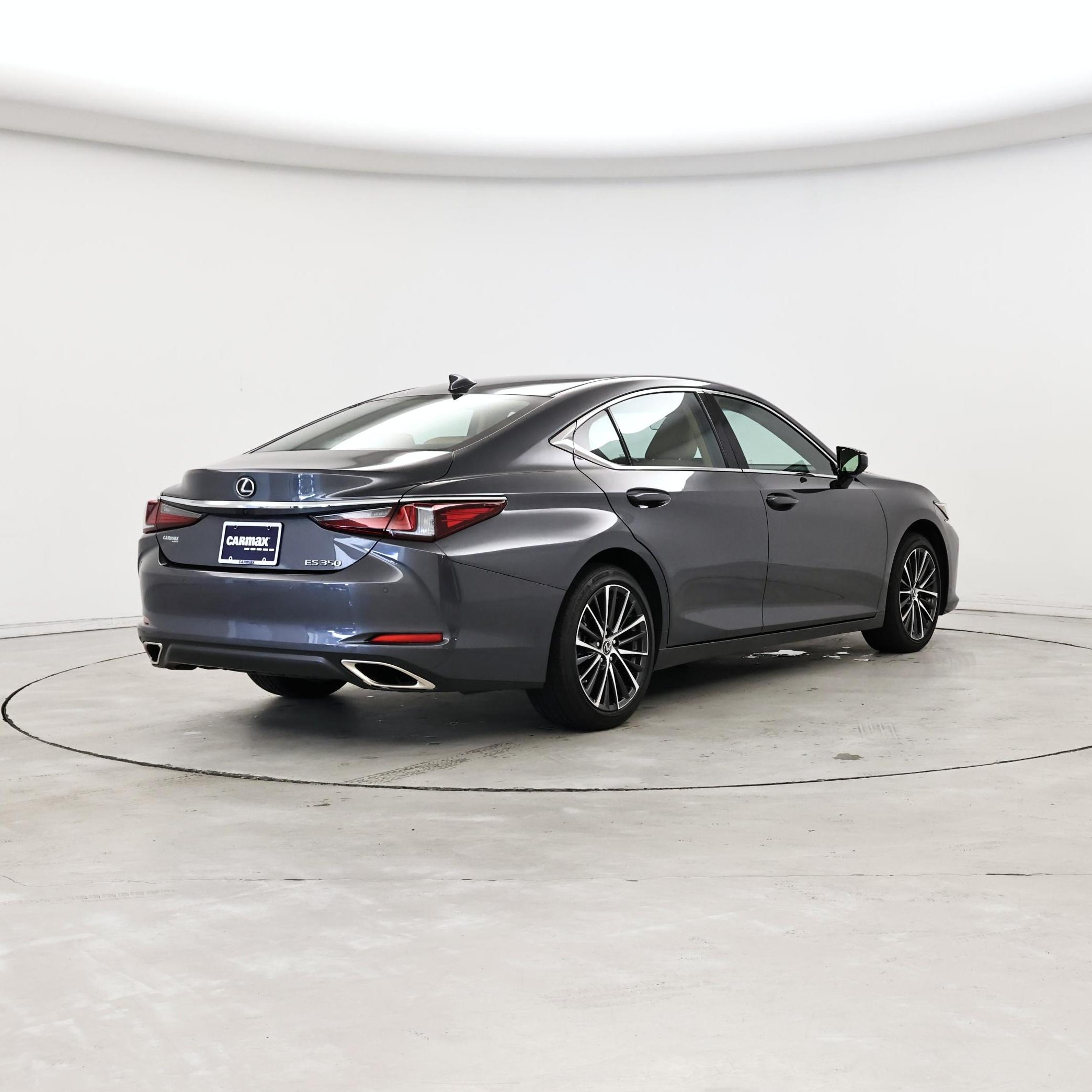 Thumbnail: 2024 Lexus ES - 8