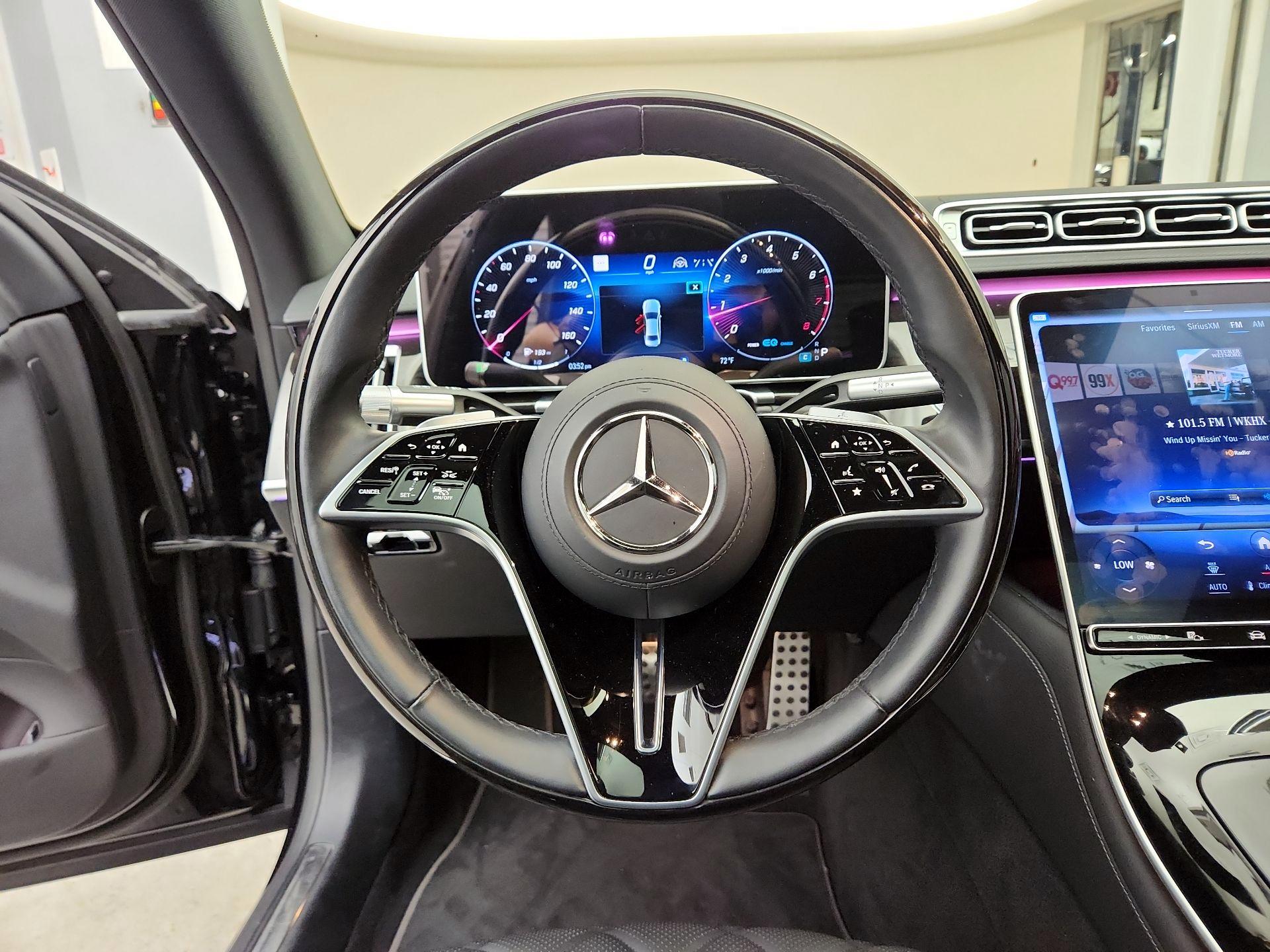 Thumbnail: 2022 Mercedes-Benz S-Class - 10