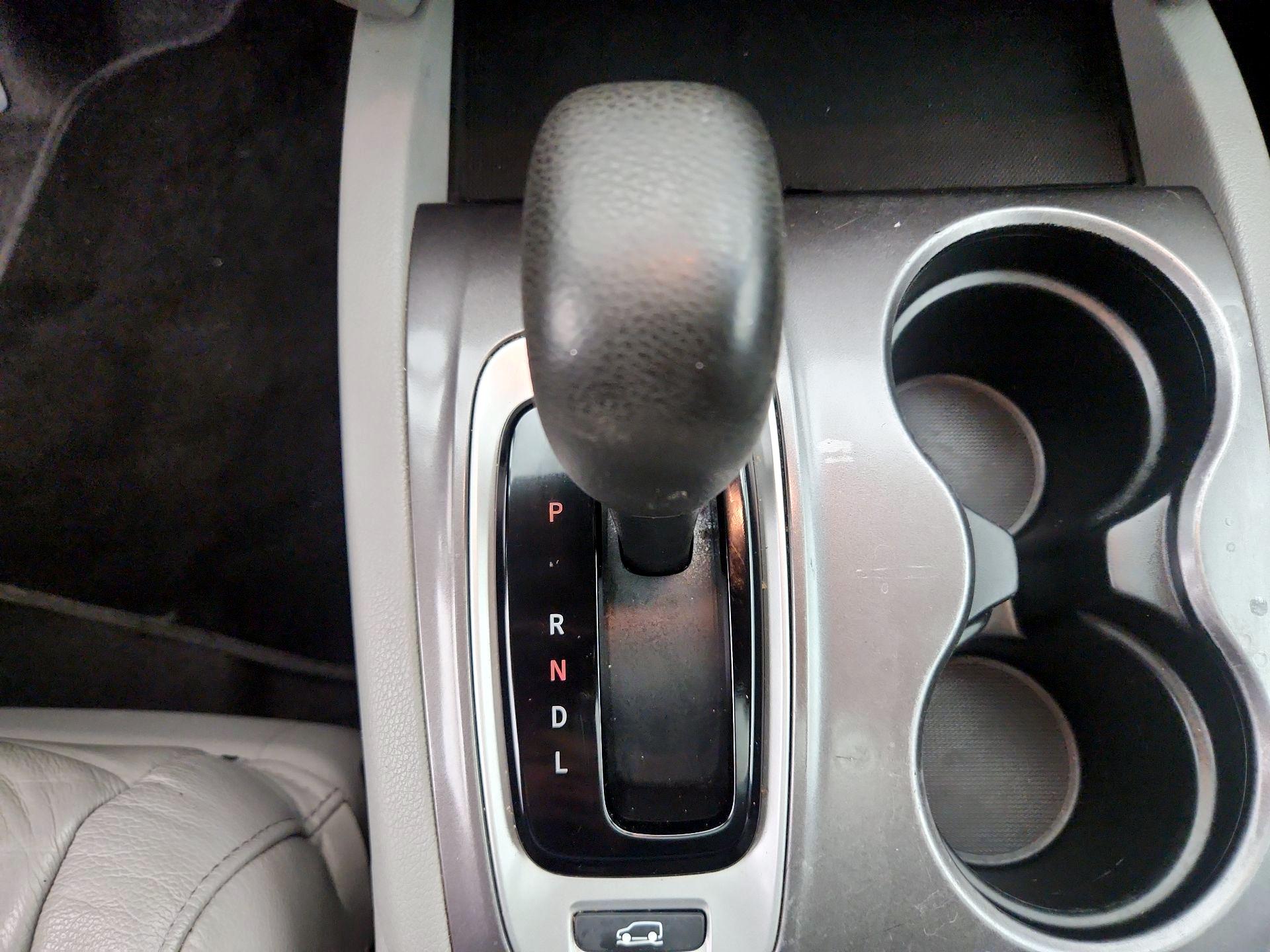 Thumbnail: 2016 Honda Pilot - 17