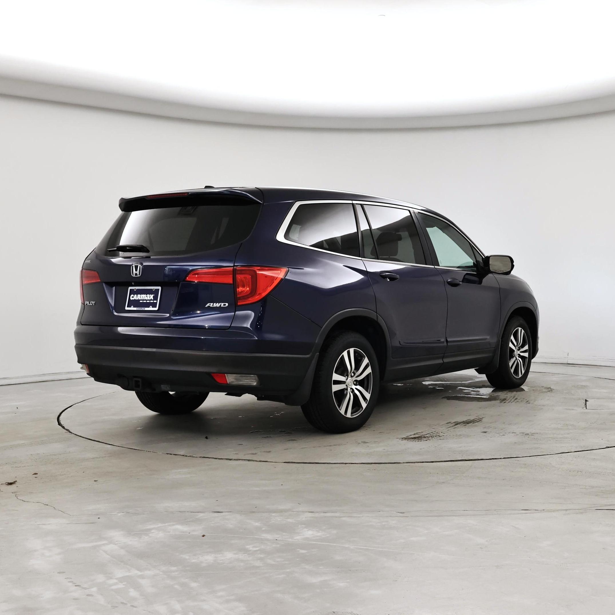 Thumbnail: 2016 Honda Pilot - 8