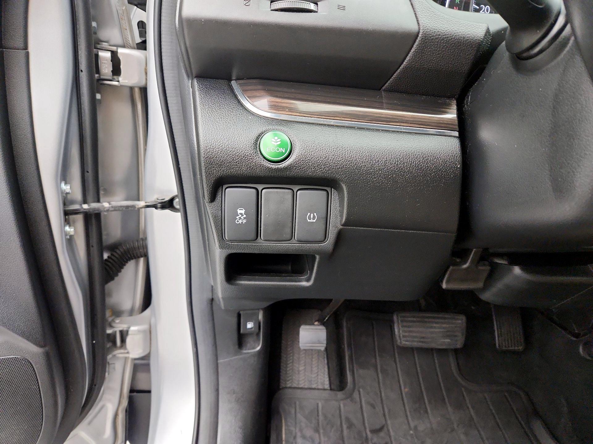 Thumbnail: 2016 Honda CR-V - 13