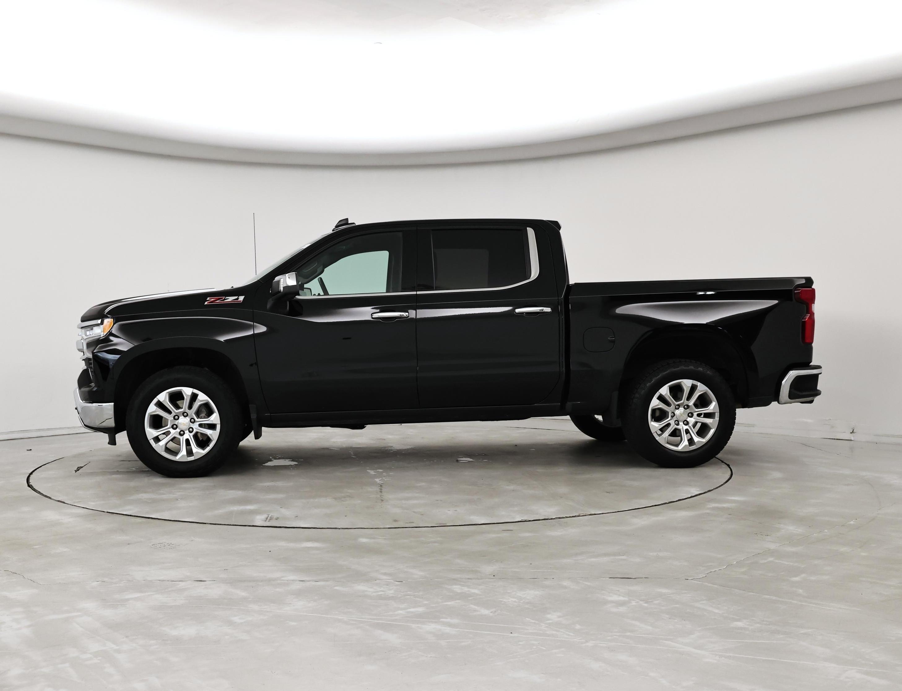 Thumbnail: 2024 Chevrolet Silverado 1500 - 3