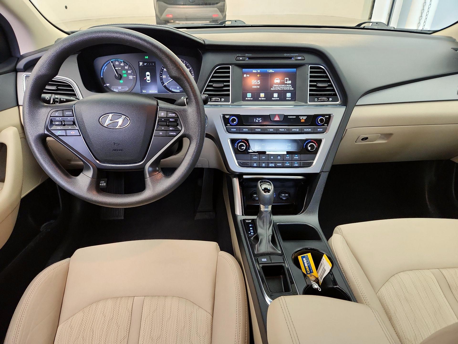 Thumbnail: 2017 Hyundai Sonata - 9