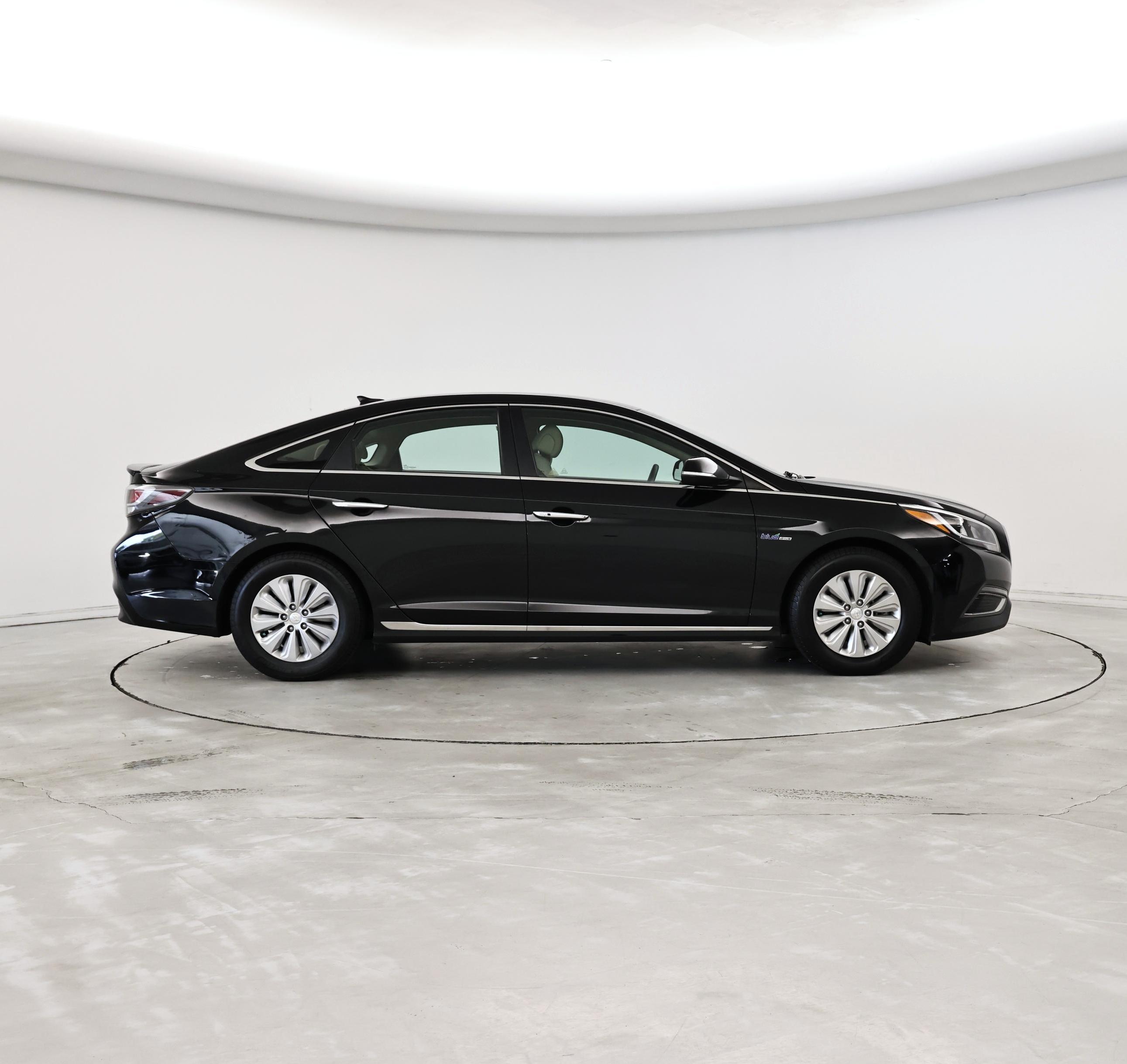 Thumbnail: 2017 Hyundai Sonata - 7