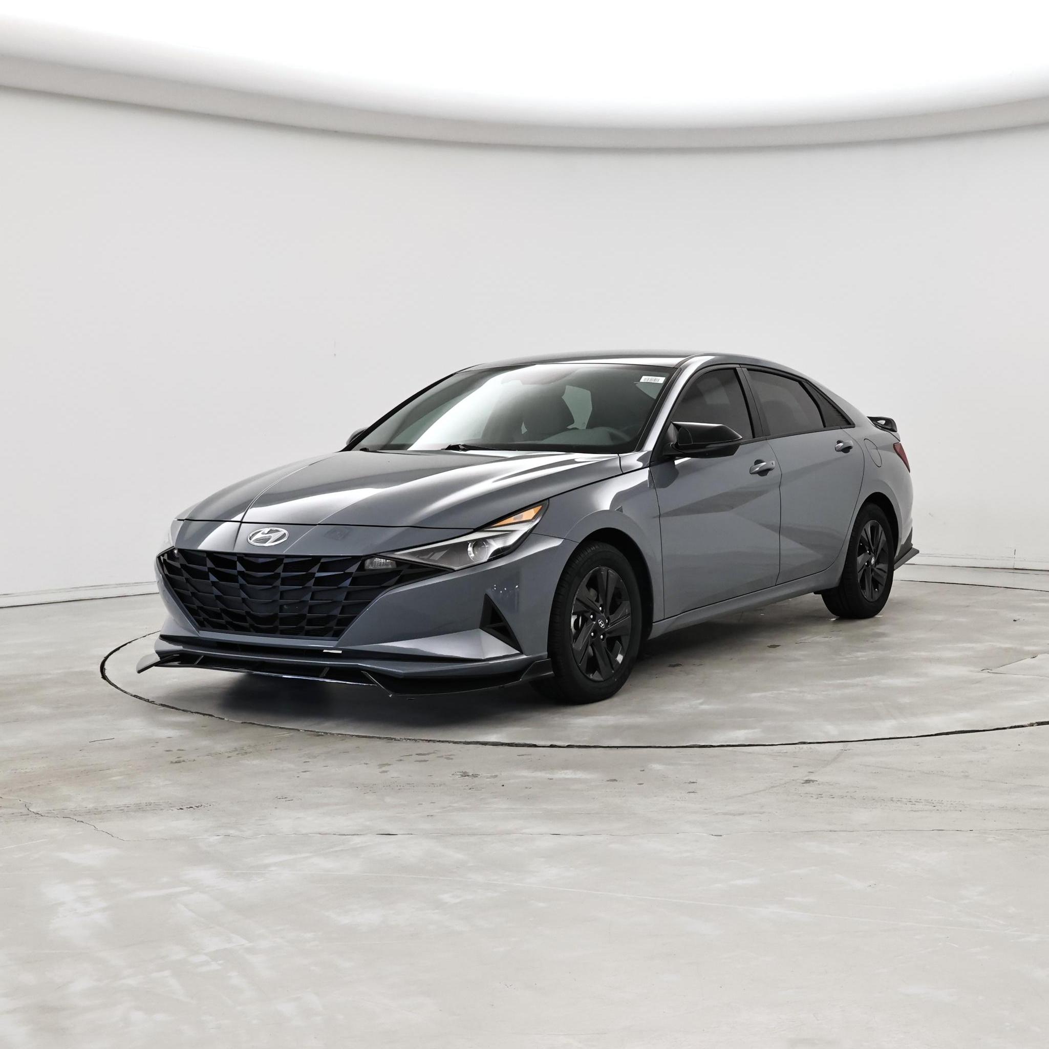 Thumbnail: 2023 Hyundai Elantra - 4