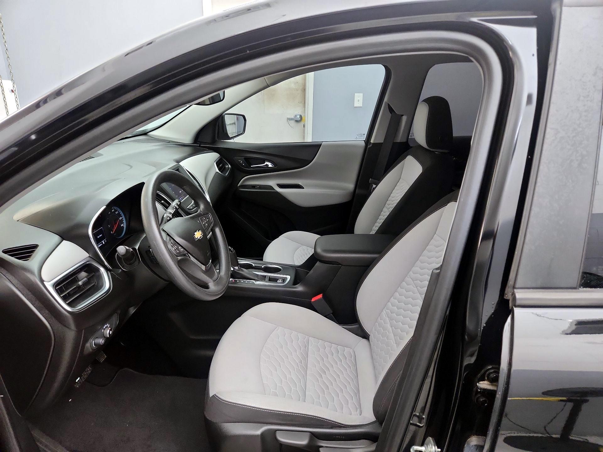 Thumbnail: 2020 Chevrolet Equinox - 11