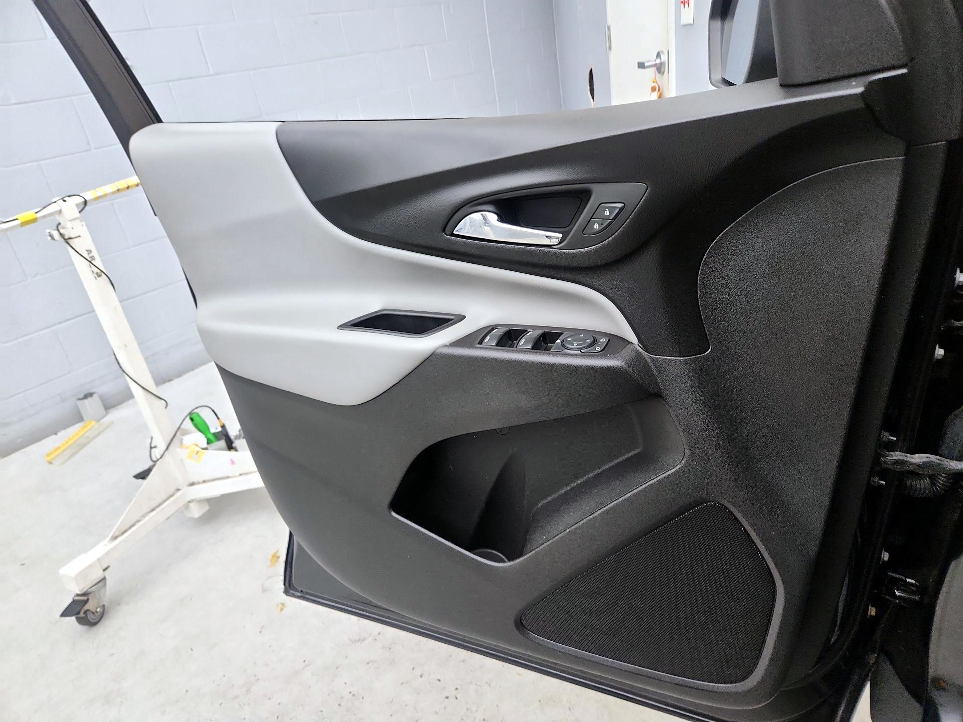 Thumbnail: 2020 Chevrolet Equinox - 12