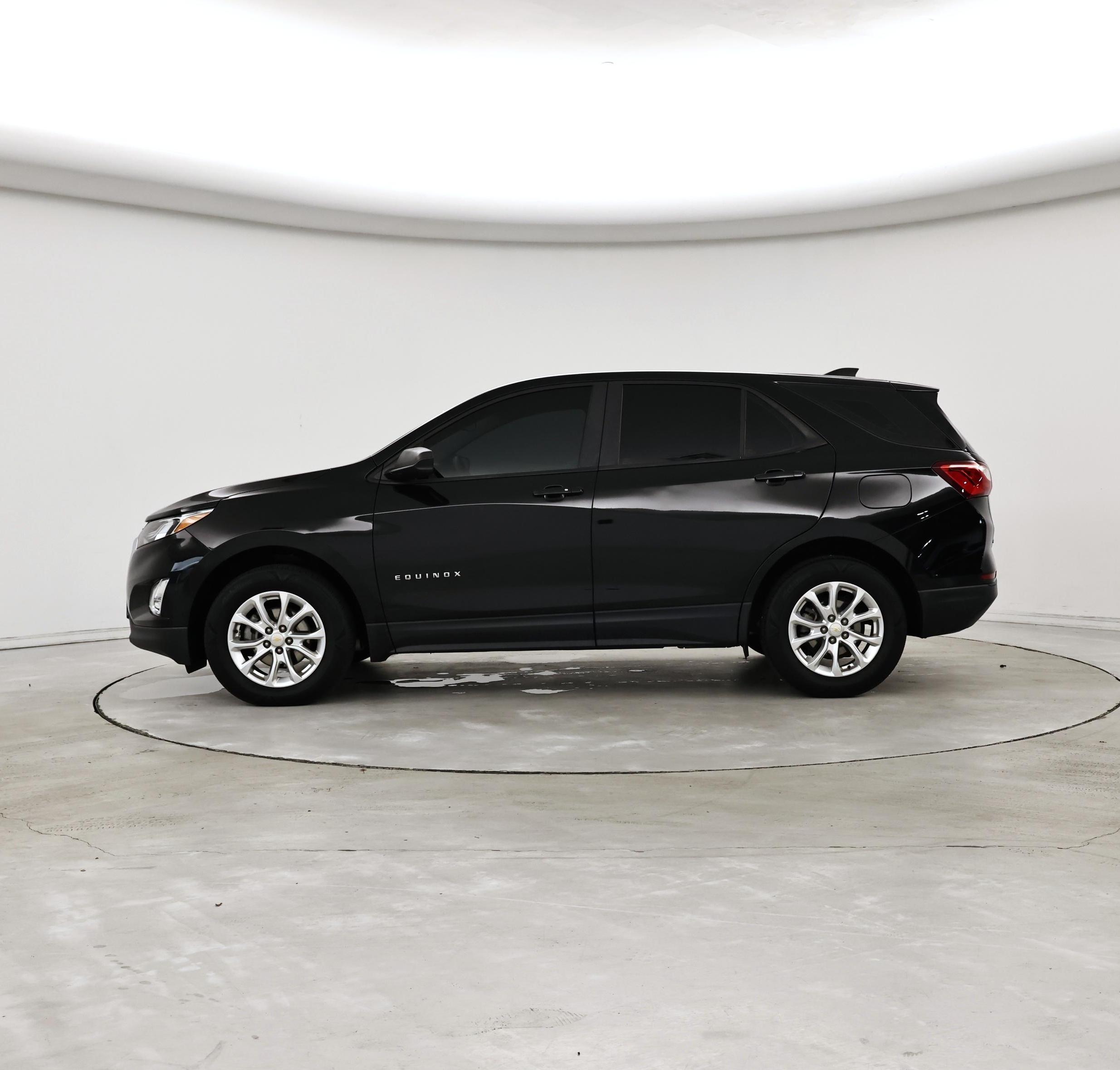 Thumbnail: 2020 Chevrolet Equinox - 3