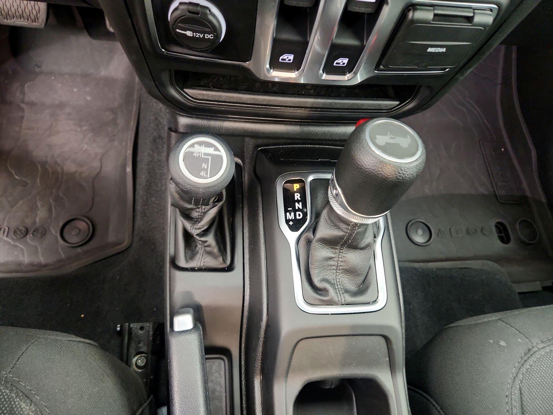 Thumbnail: 2023 Jeep Wrangler - 17