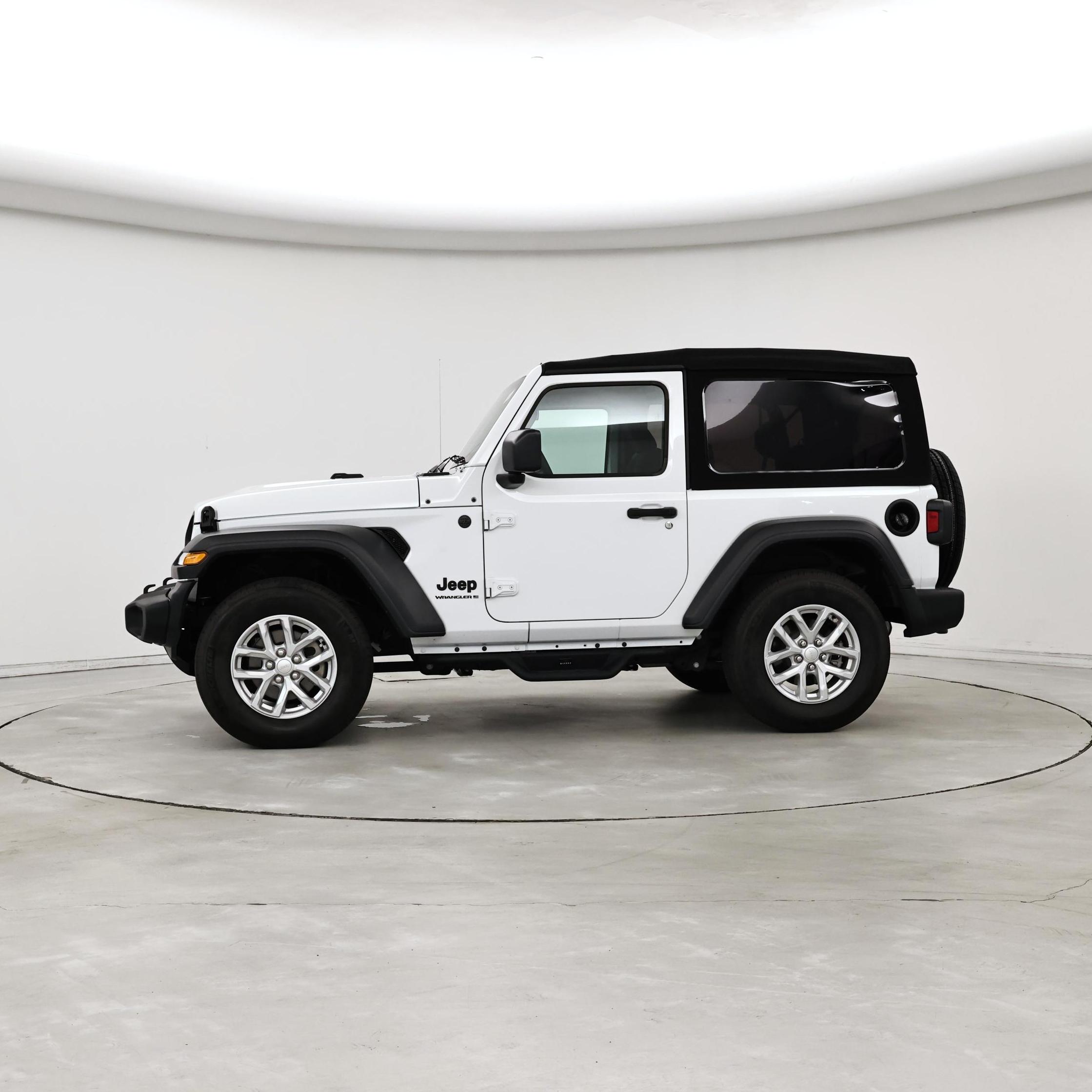 Thumbnail: 2023 Jeep Wrangler - 3