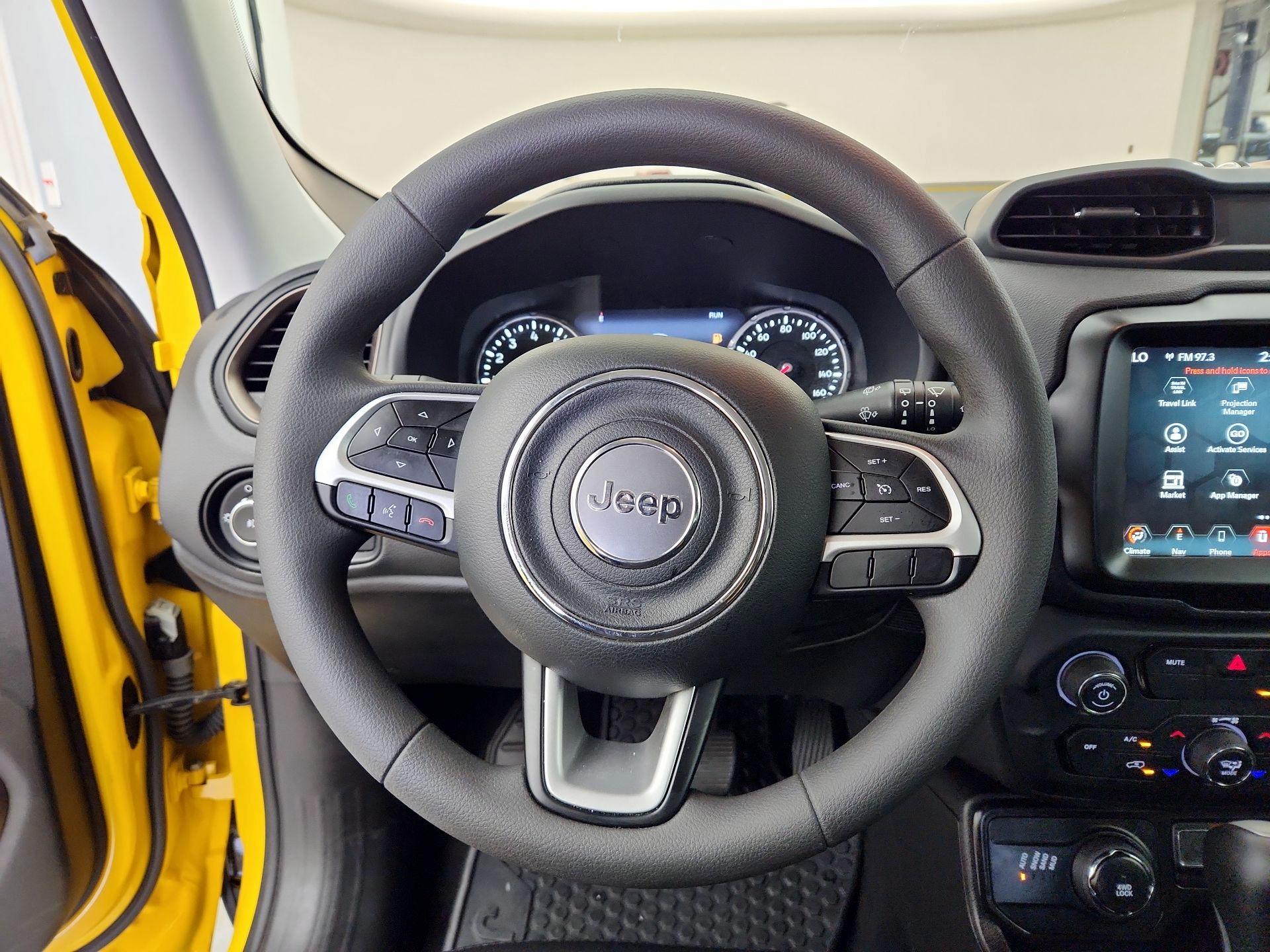 Thumbnail: 2023 Jeep Renegade - 10