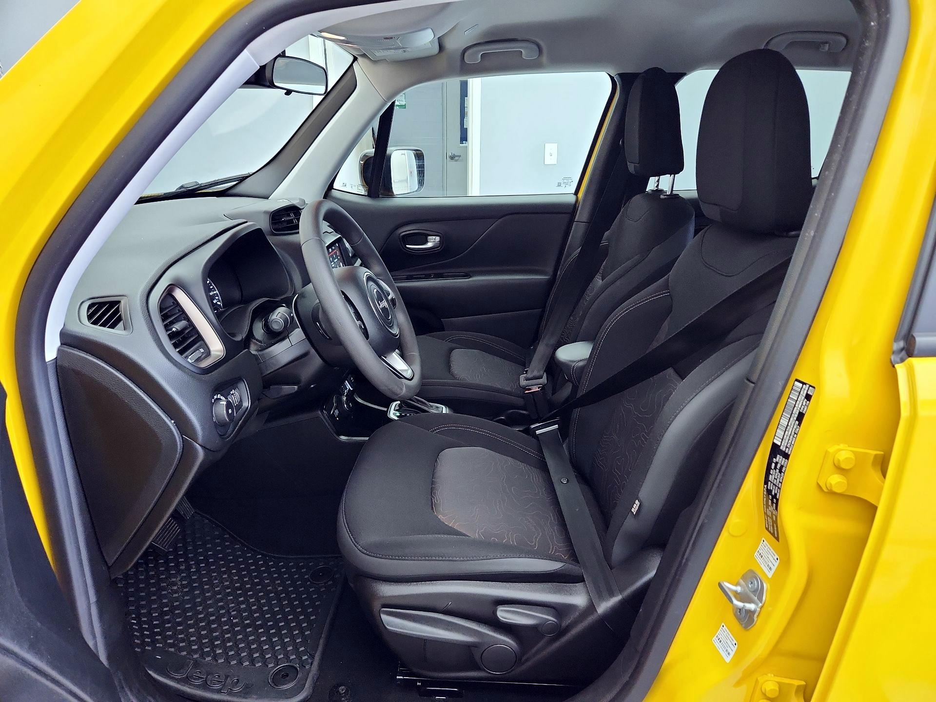 Thumbnail: 2023 Jeep Renegade - 11