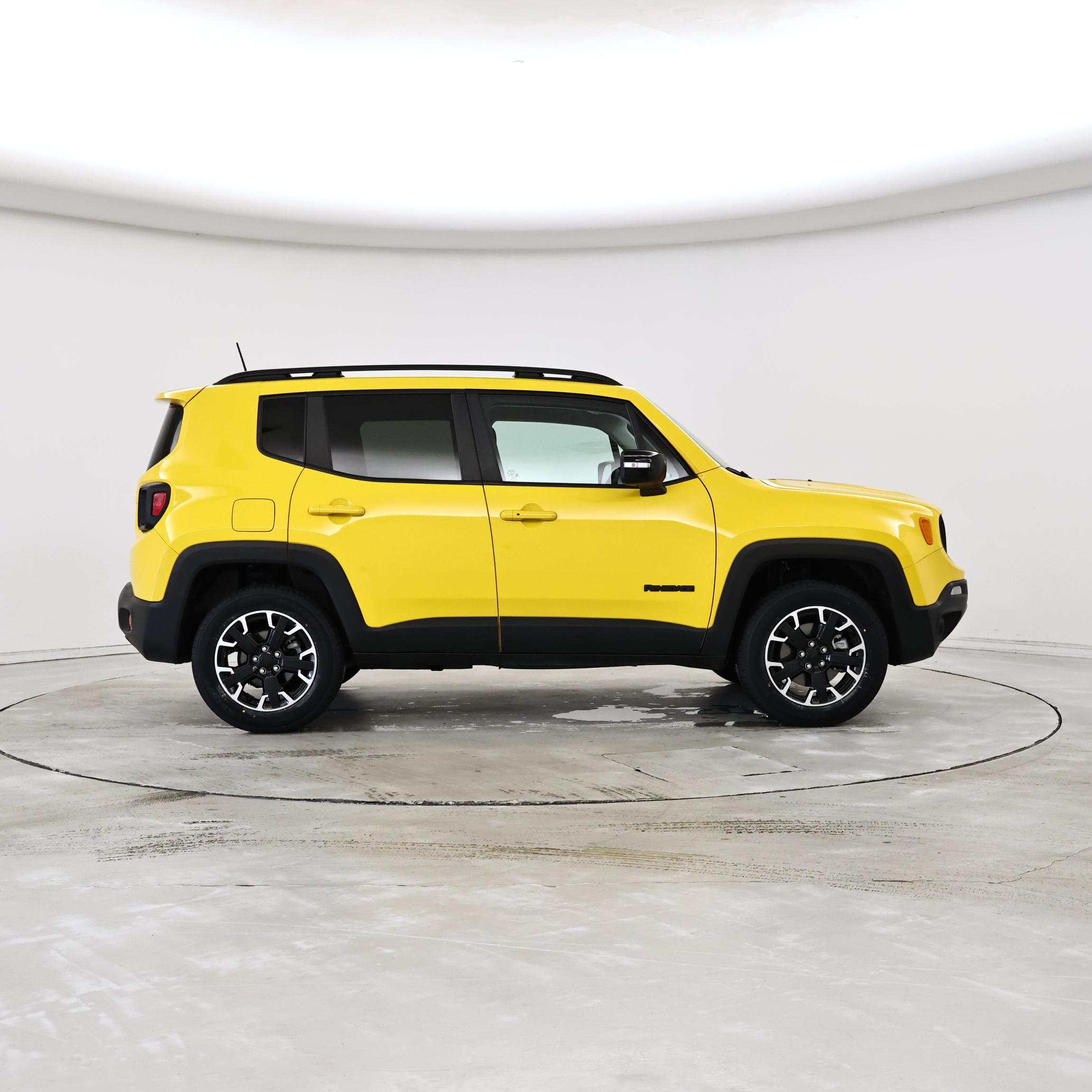 Thumbnail: 2023 Jeep Renegade - 7