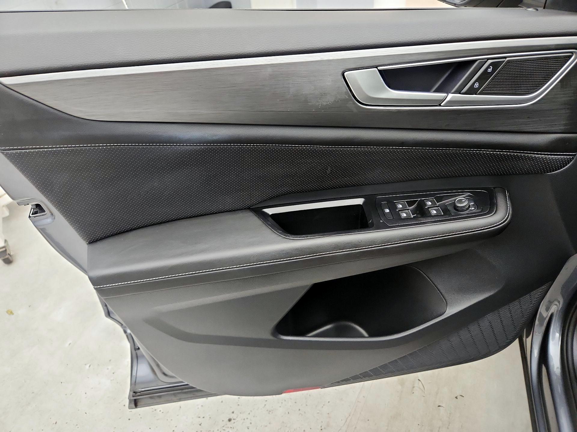 Thumbnail: 2024 Volkswagen Atlas - 12