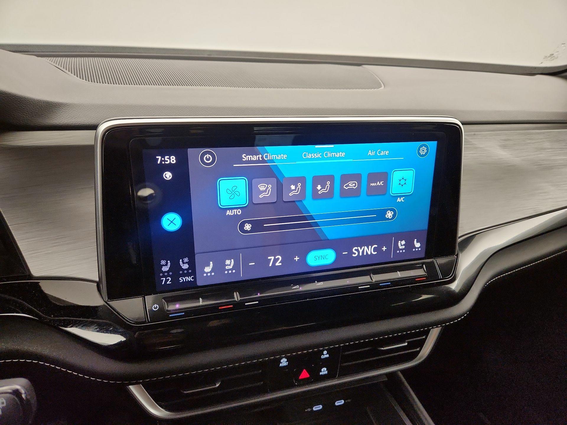 Thumbnail: 2024 Volkswagen Atlas - 16