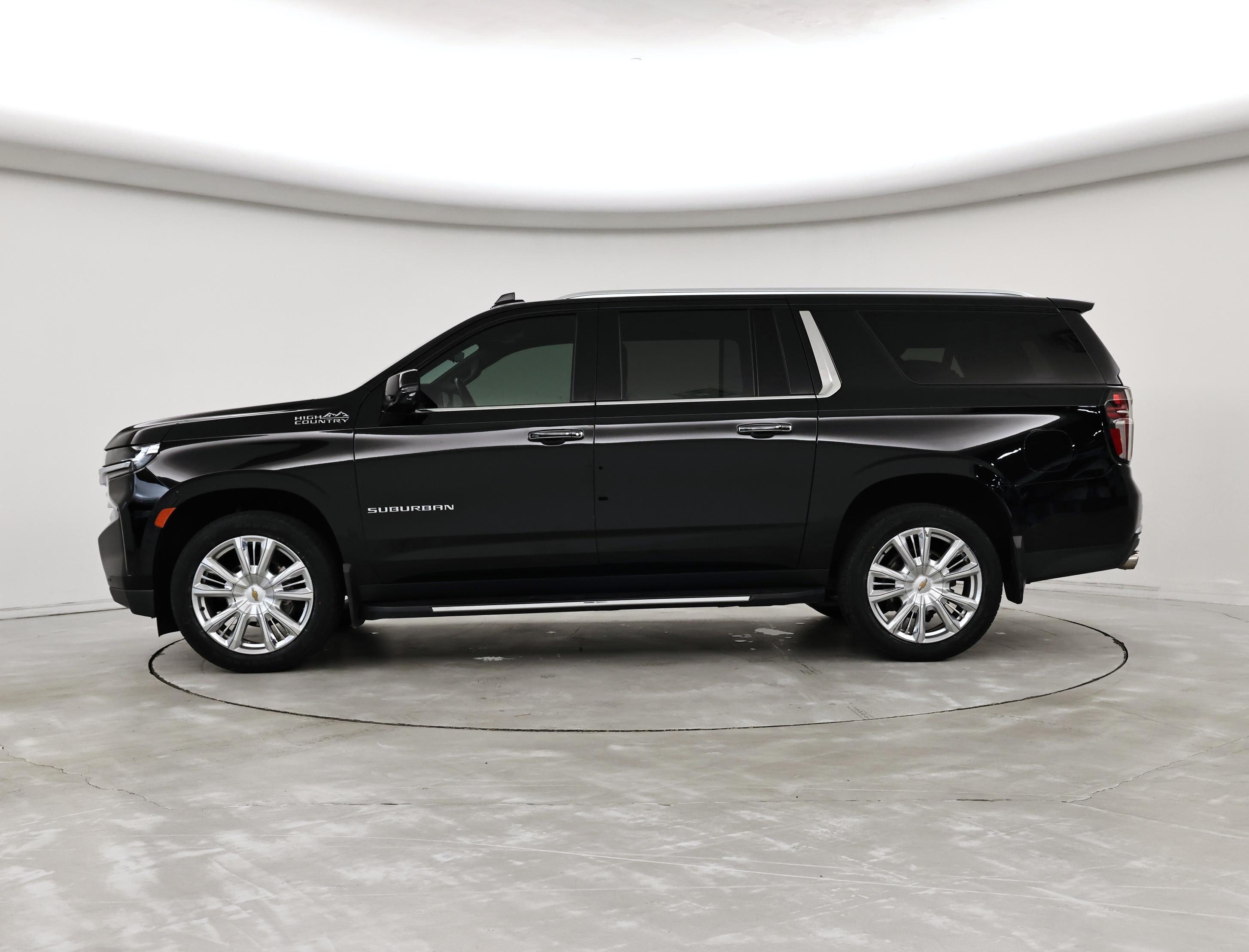 Thumbnail: 2021 Chevrolet Suburban - 3