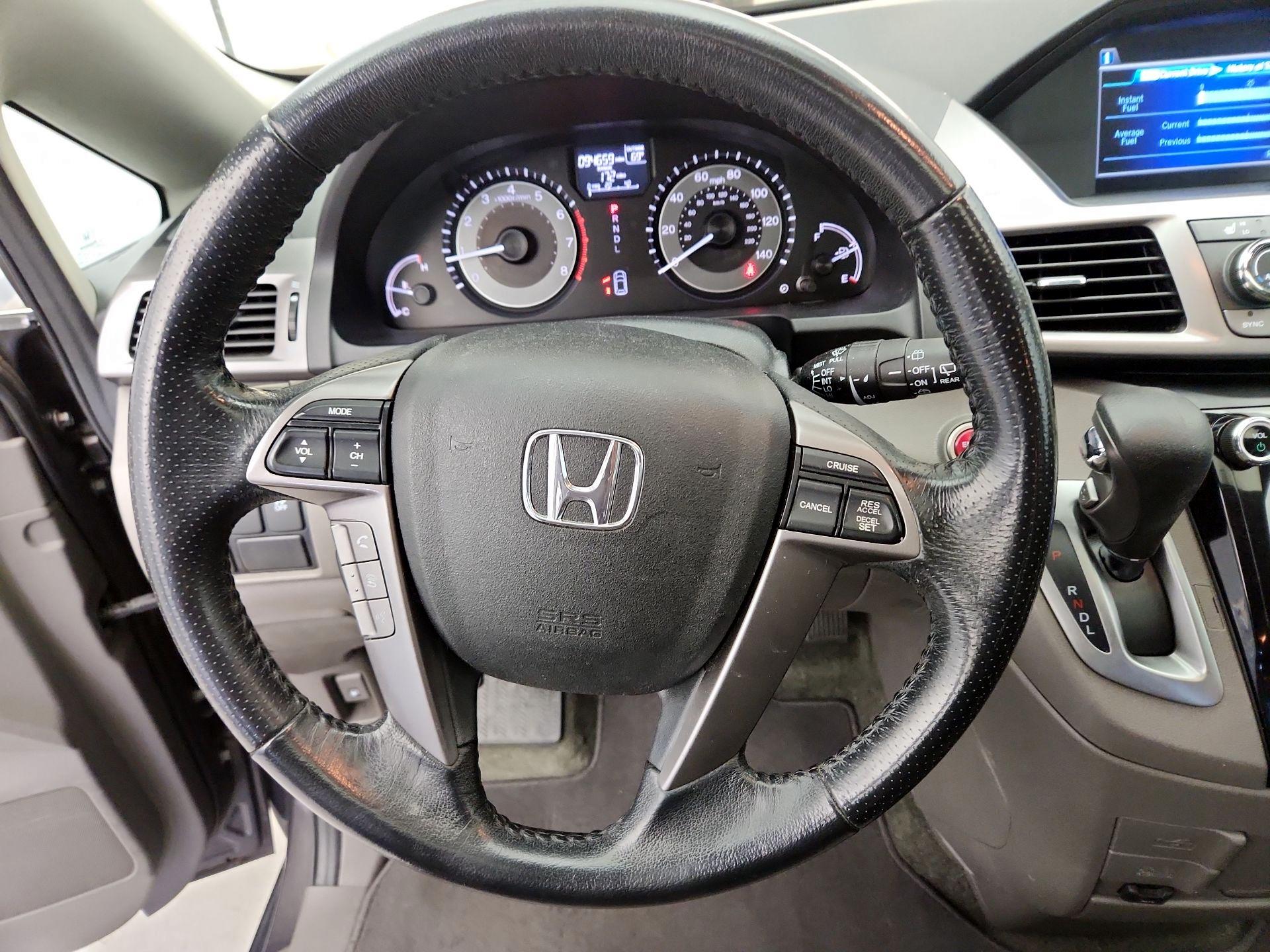 Thumbnail: 2015 Honda Odyssey - 10
