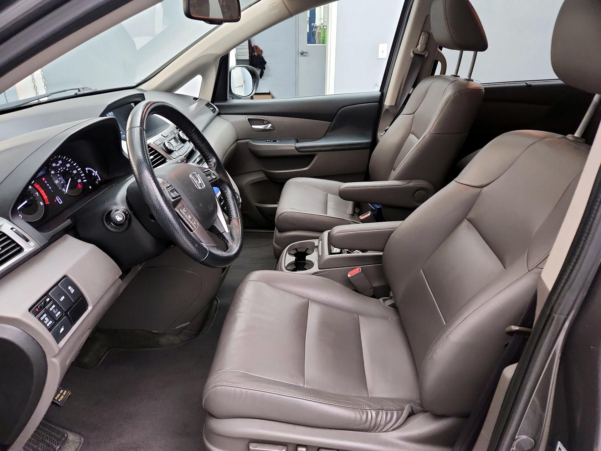 Thumbnail: 2015 Honda Odyssey - 11