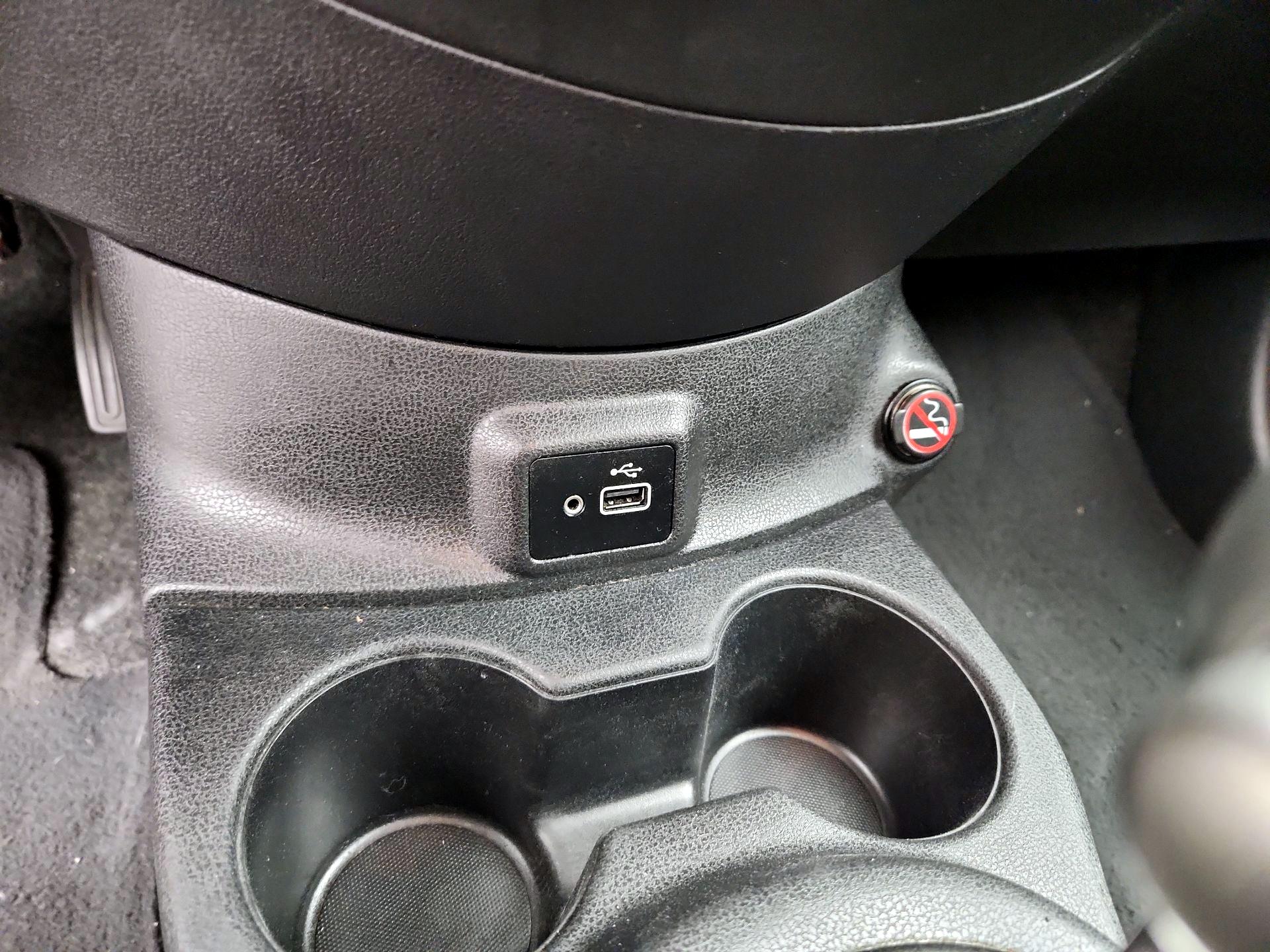 Thumbnail: 2019 Nissan Versa - 18