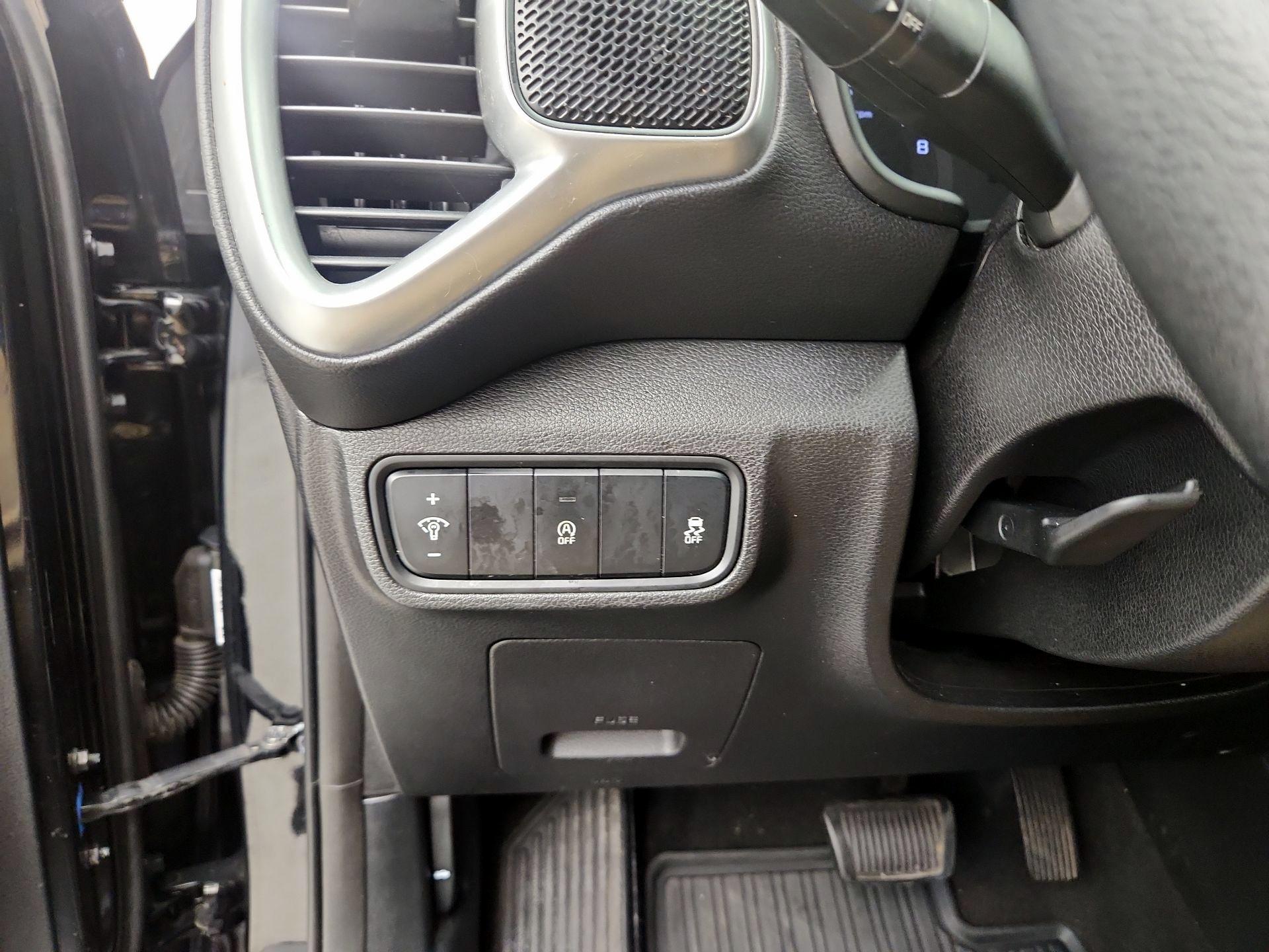 Thumbnail: 2020 Kia Soul - 13