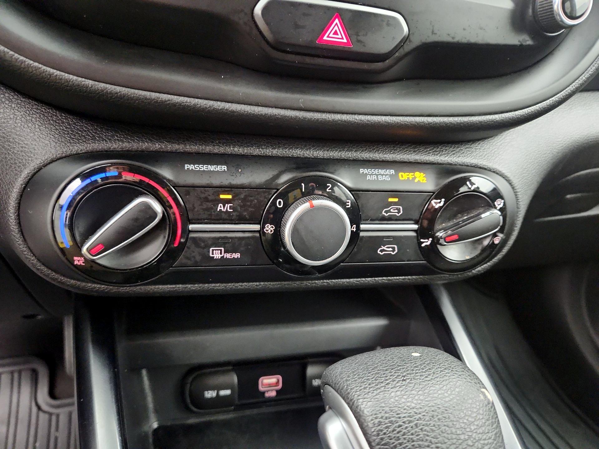 Thumbnail: 2020 Kia Soul - 16