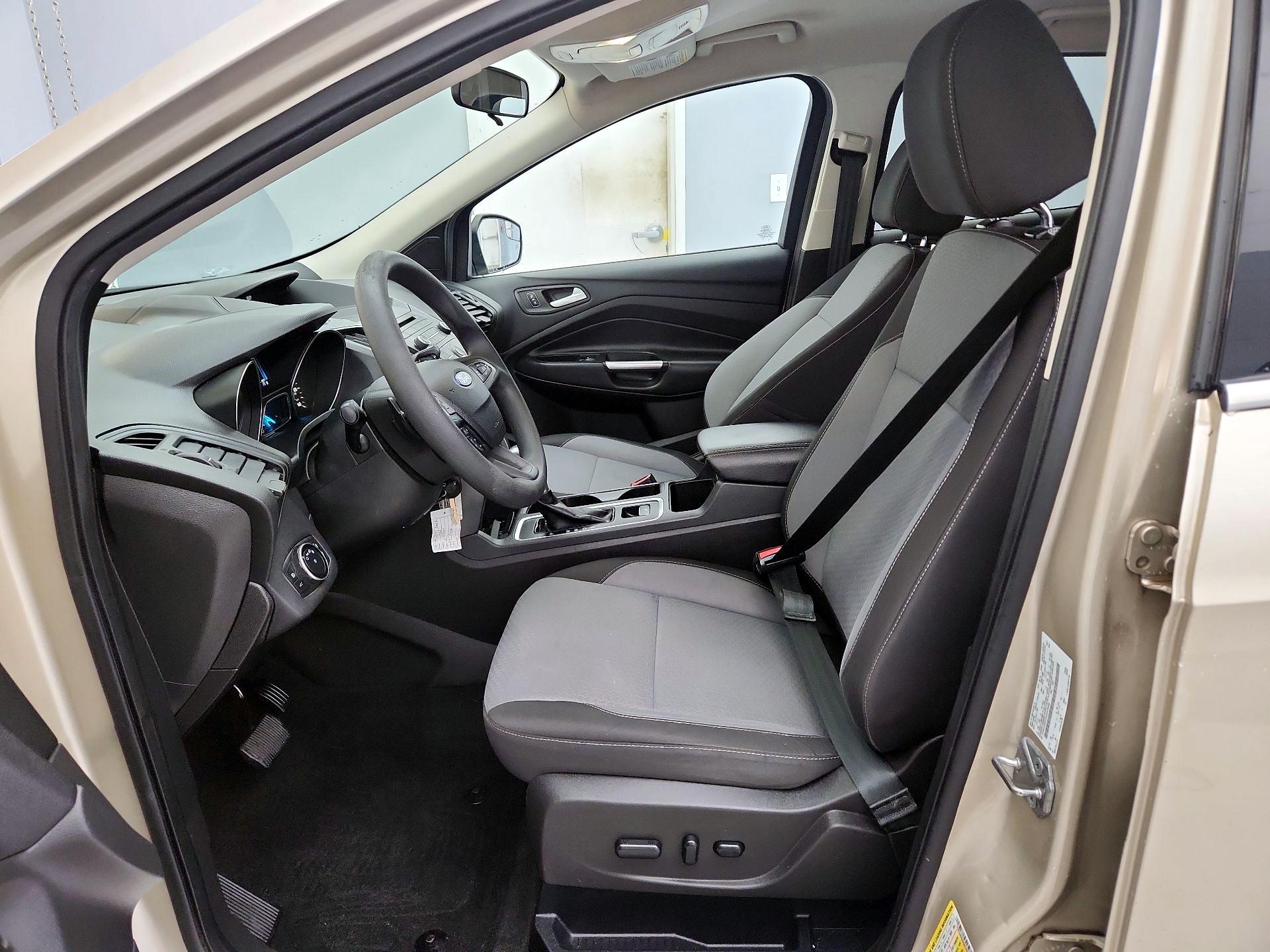 Thumbnail: 2017 Ford Escape - 11