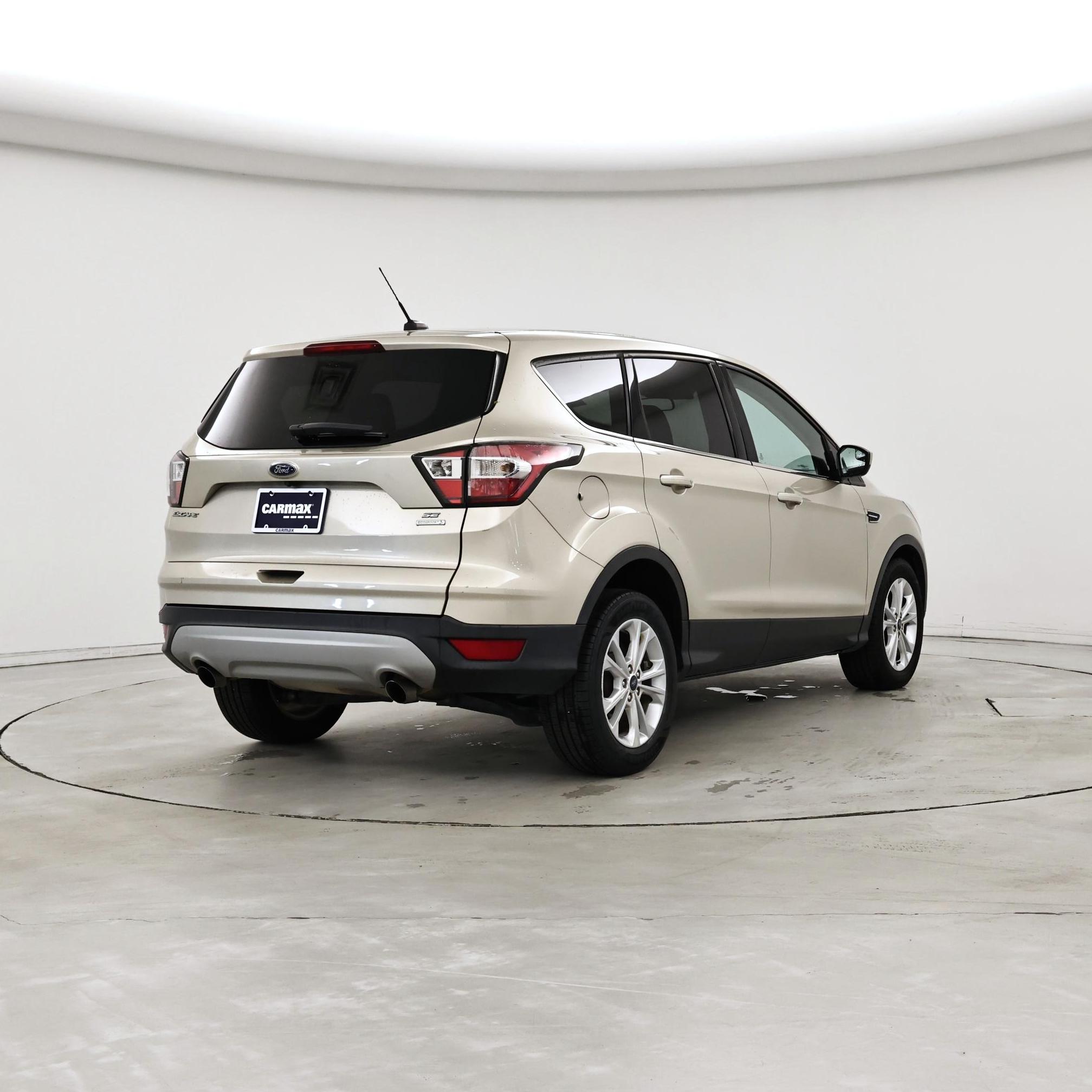Thumbnail: 2017 Ford Escape - 8